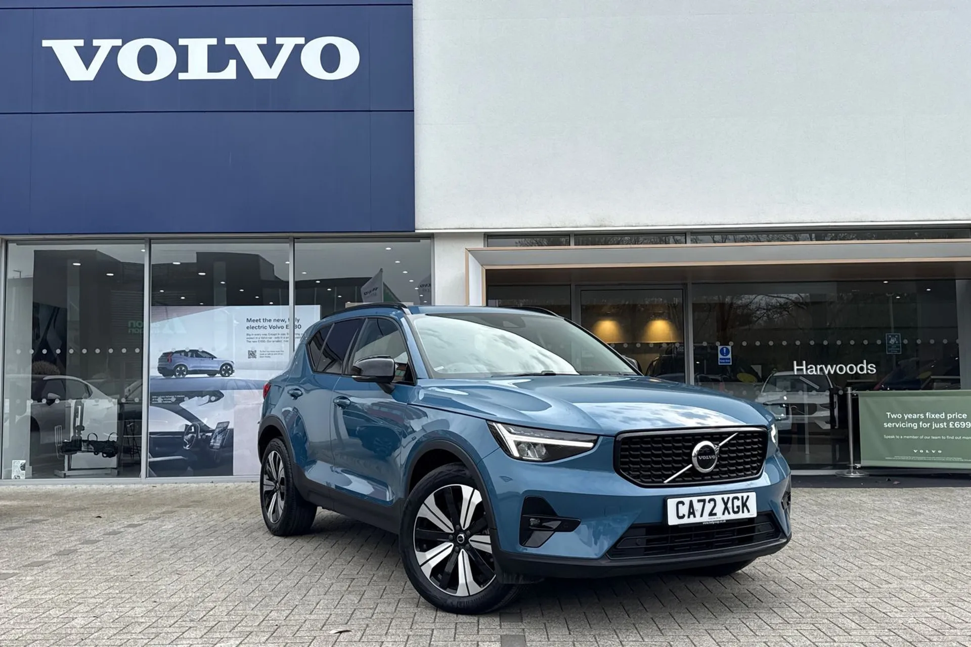 Volvo XC40 focused image