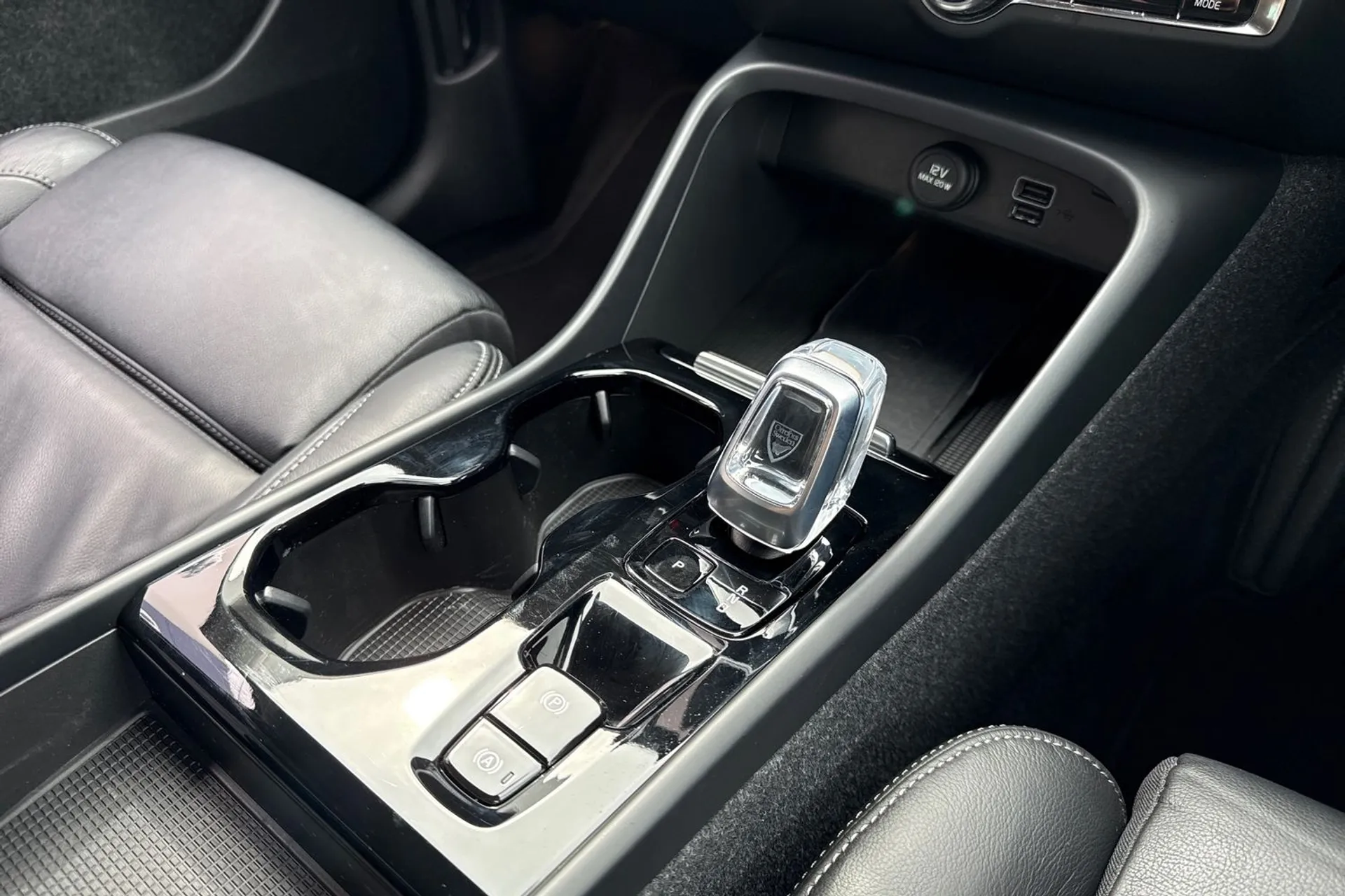 Volvo XC40 thumbnail image number 42