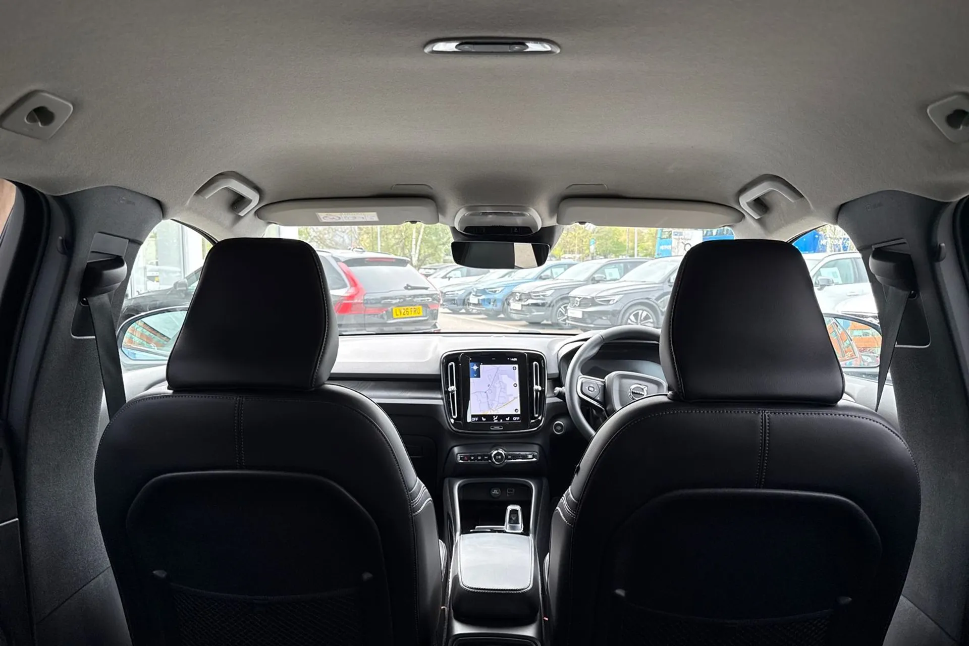 Volvo XC40 thumbnail image number 21