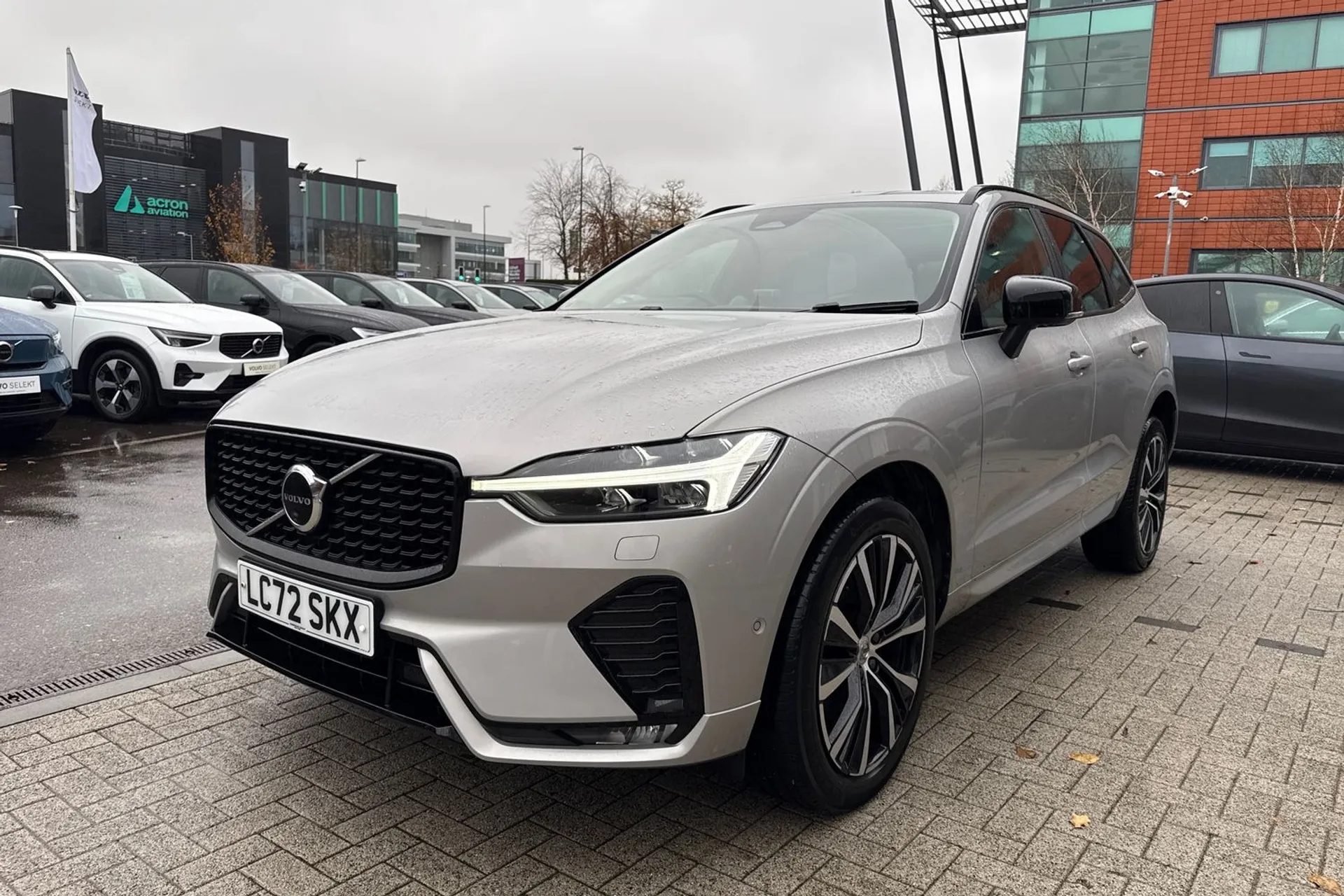 Volvo XC60 thumbnail image number 12