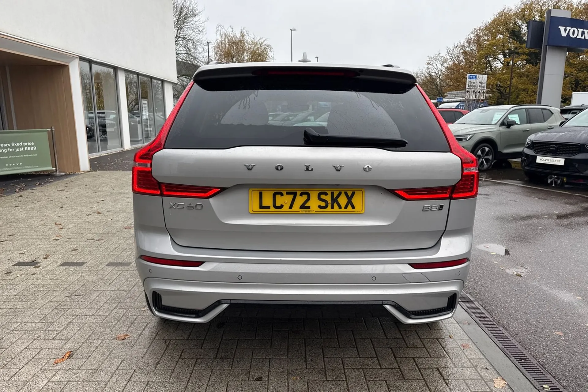 Volvo XC60 thumbnail image number 9