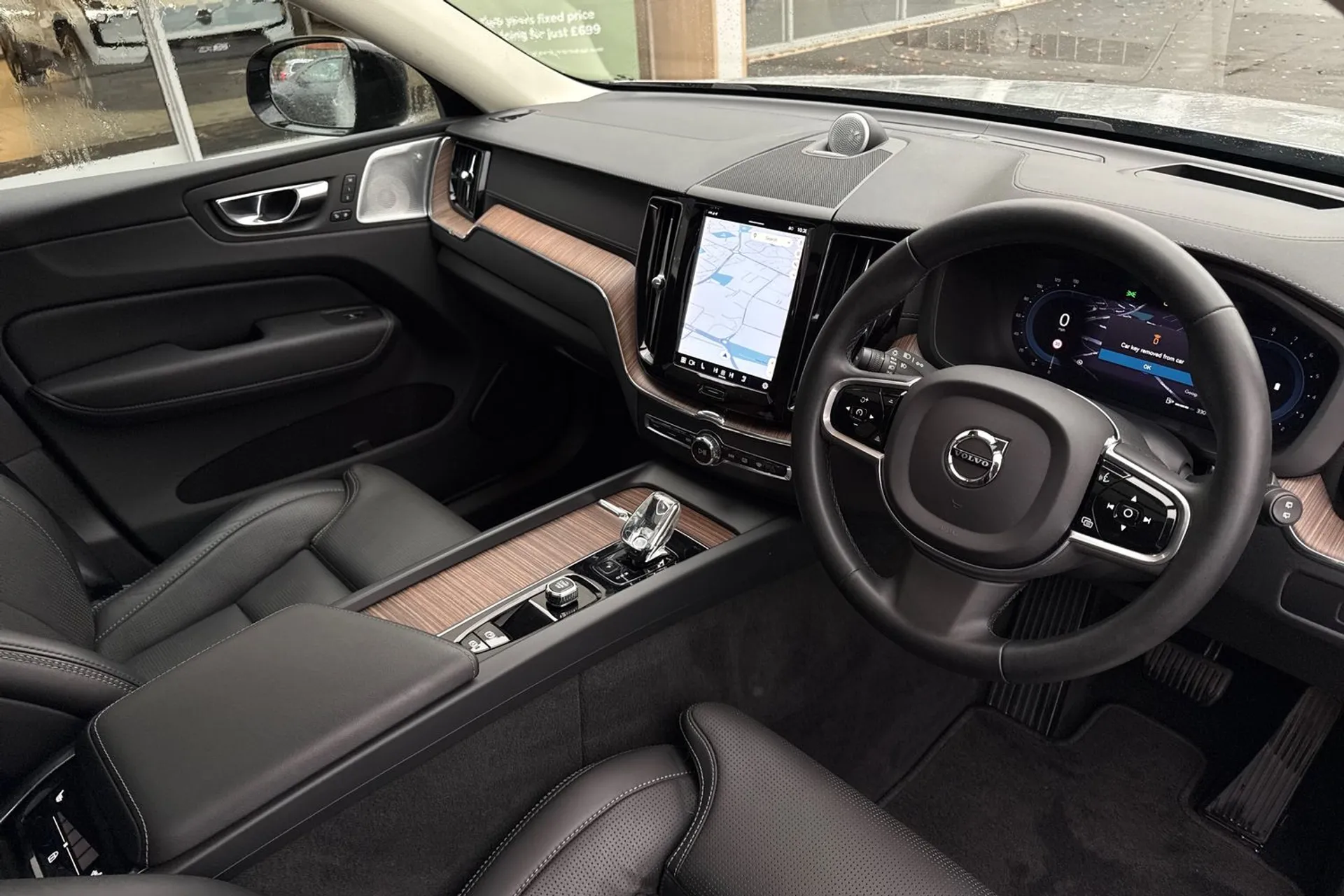 Volvo XC60 thumbnail image number 6