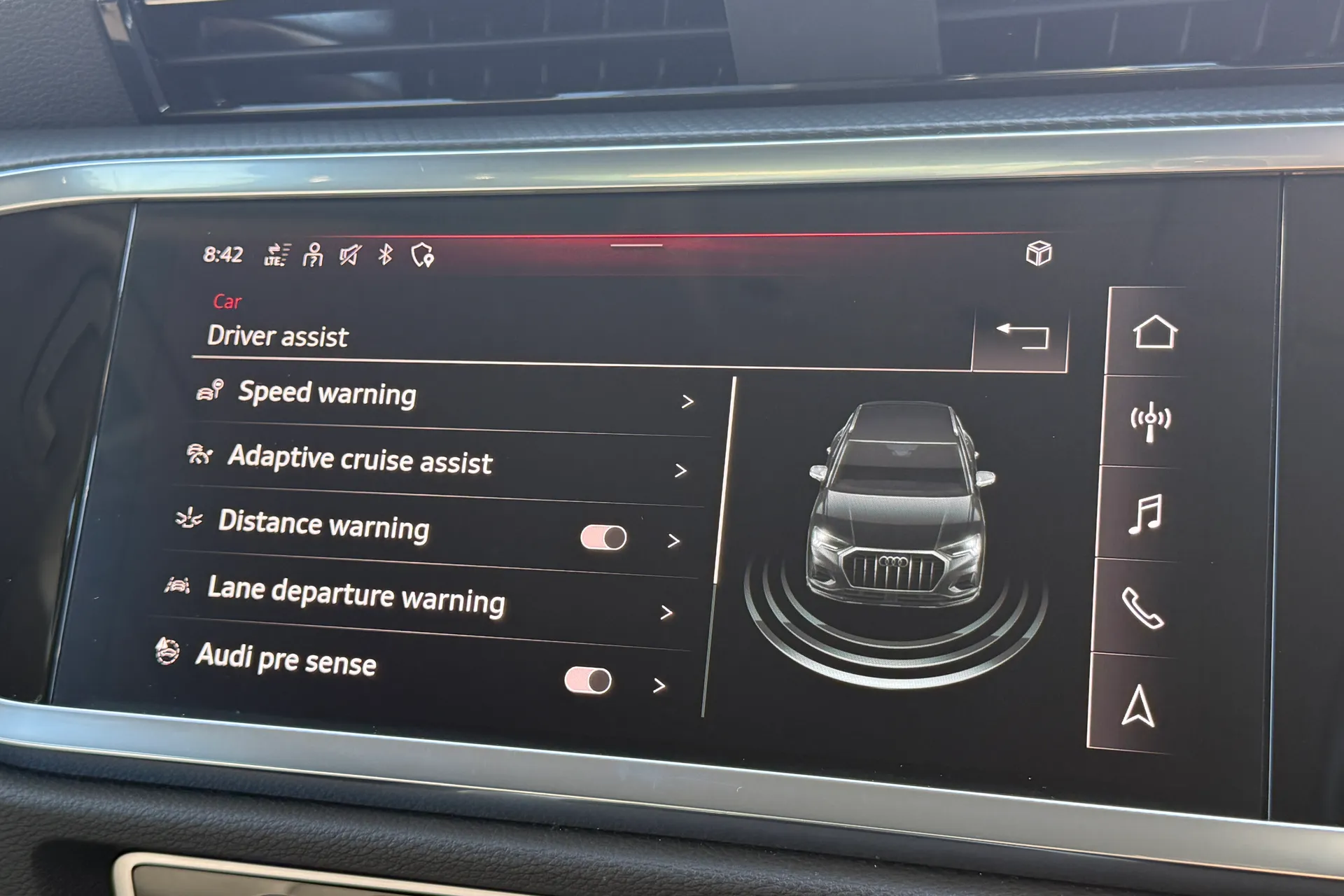 Audi Q3 thumbnail image number 13