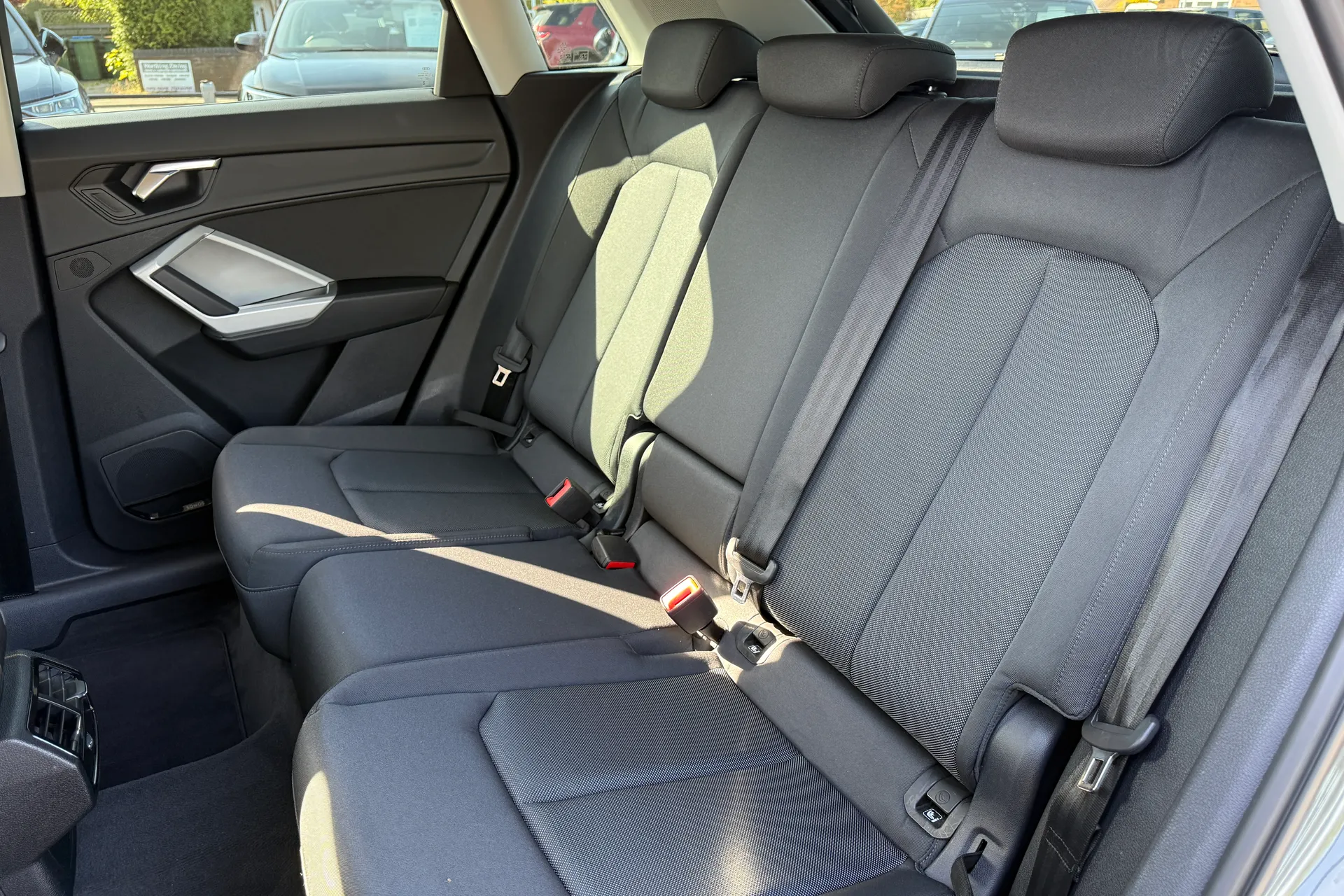 Audi Q3 thumbnail image number 44