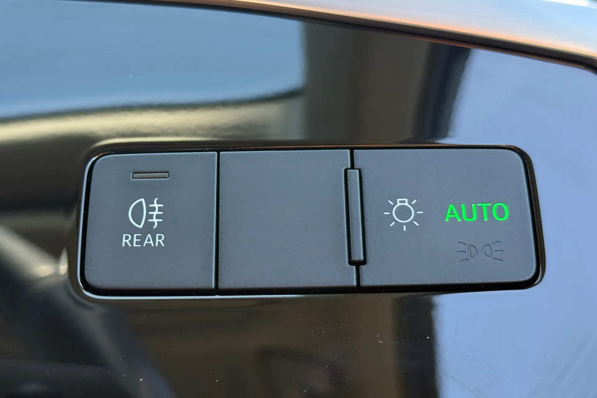 Audi Q3 thumbnail image number 24