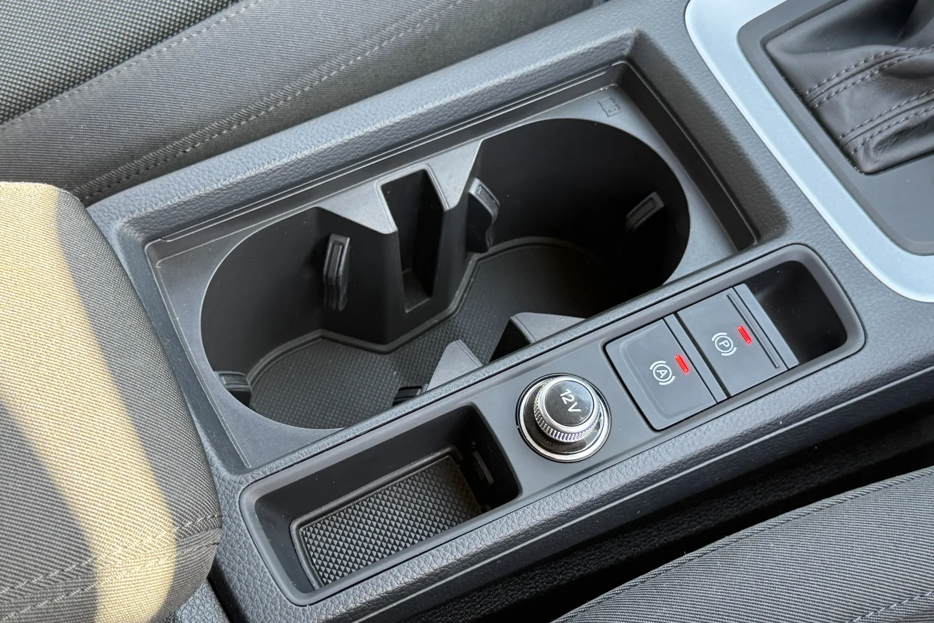 Audi Q3 thumbnail image number 42