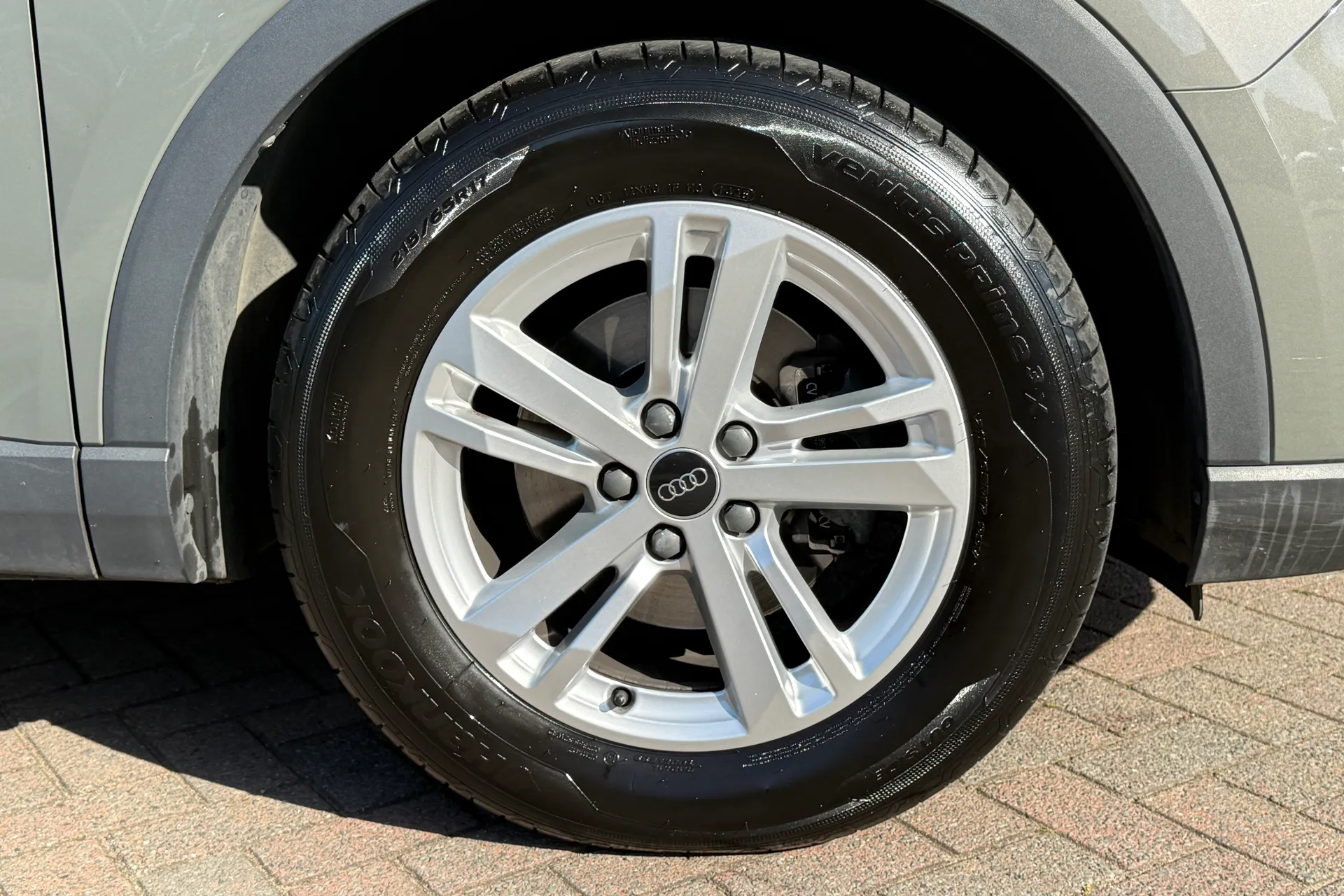 Audi Q3 thumbnail image number 47