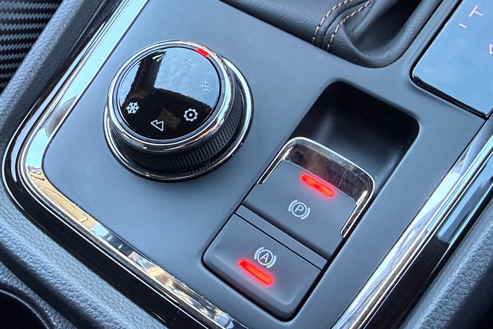 SEAT CUPRA ATECA thumbnail image number 44