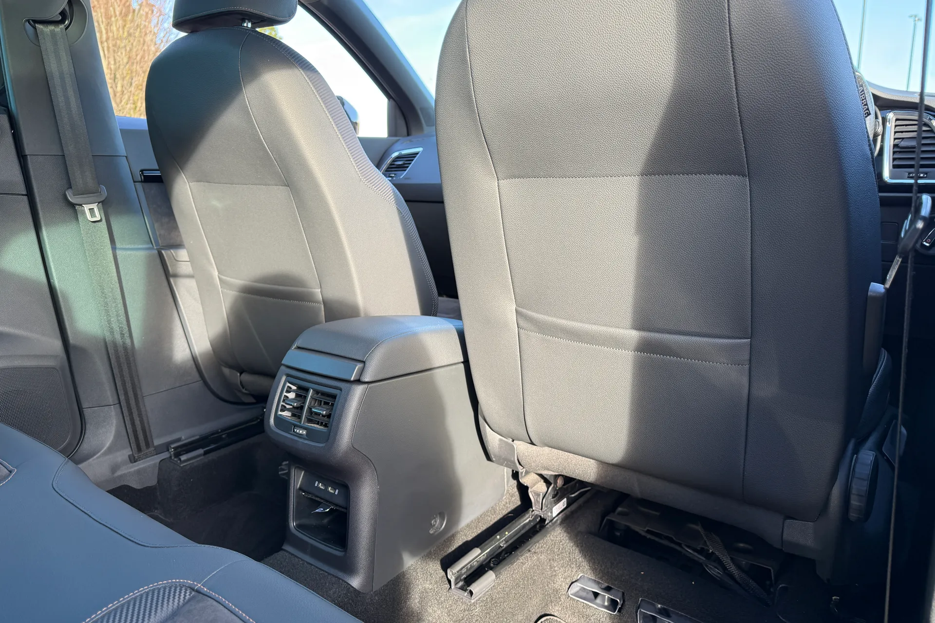 SEAT CUPRA ATECA thumbnail image number 51