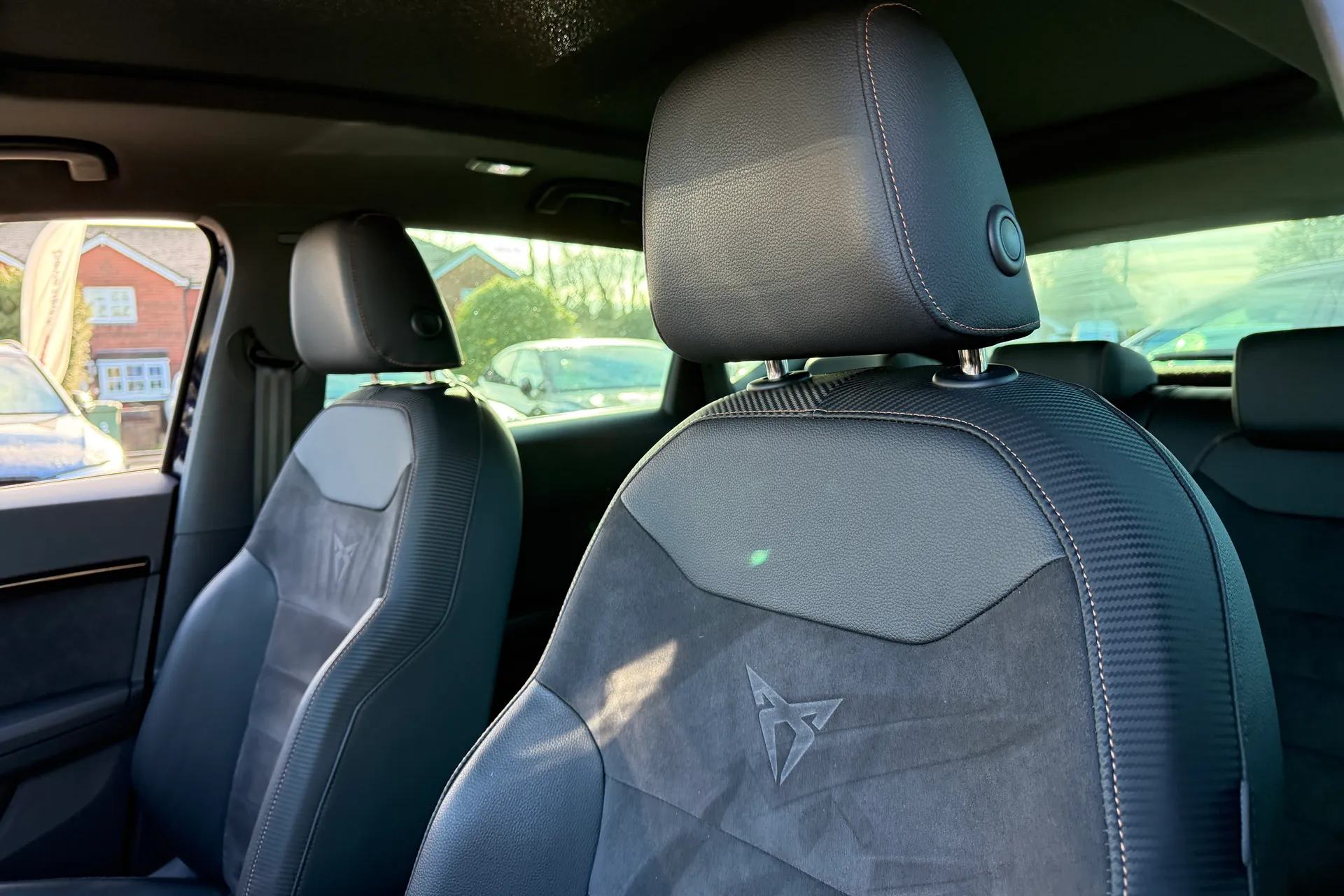 SEAT CUPRA ATECA thumbnail image number 30