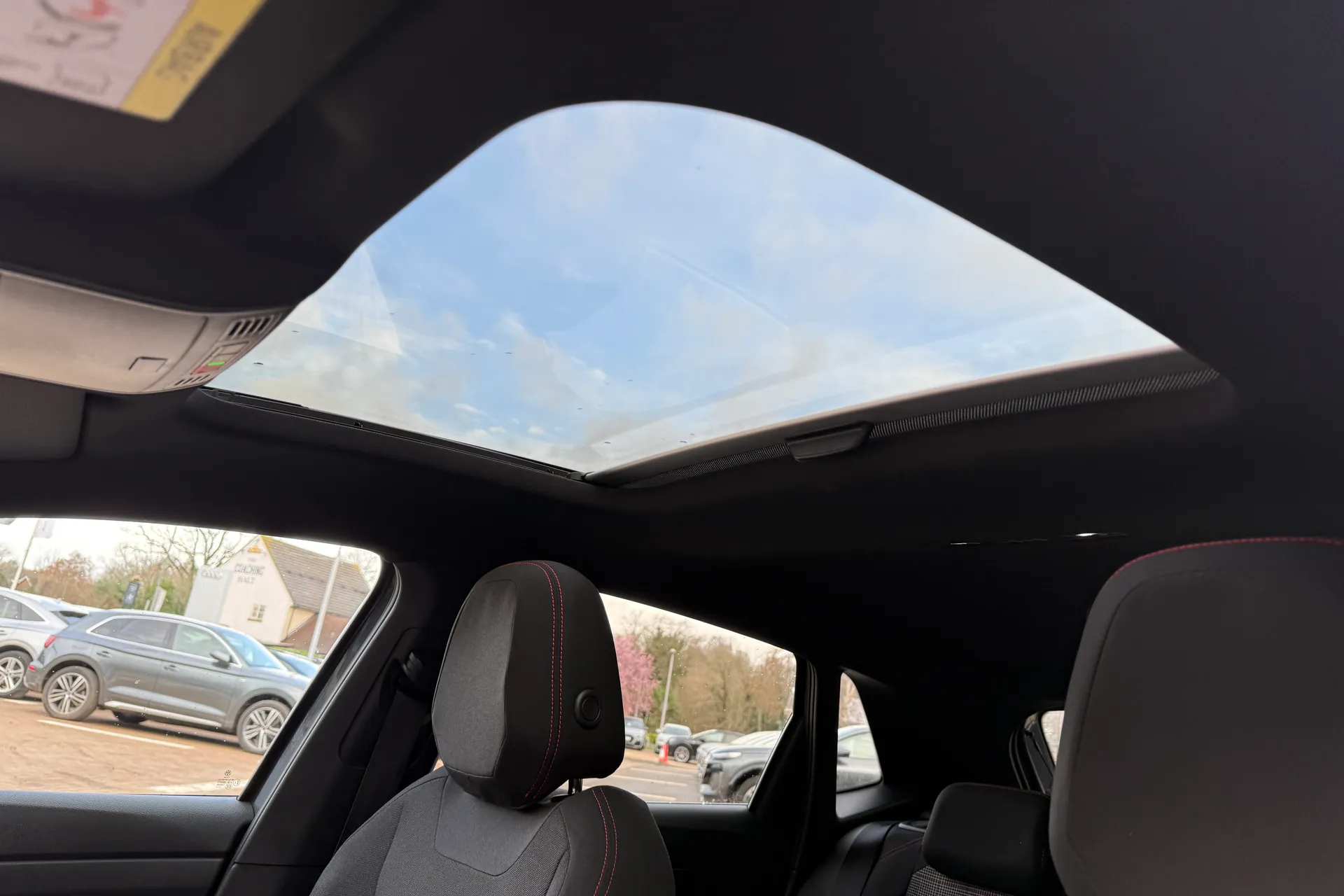 VOLKSWAGEN POLO thumbnail image number 48