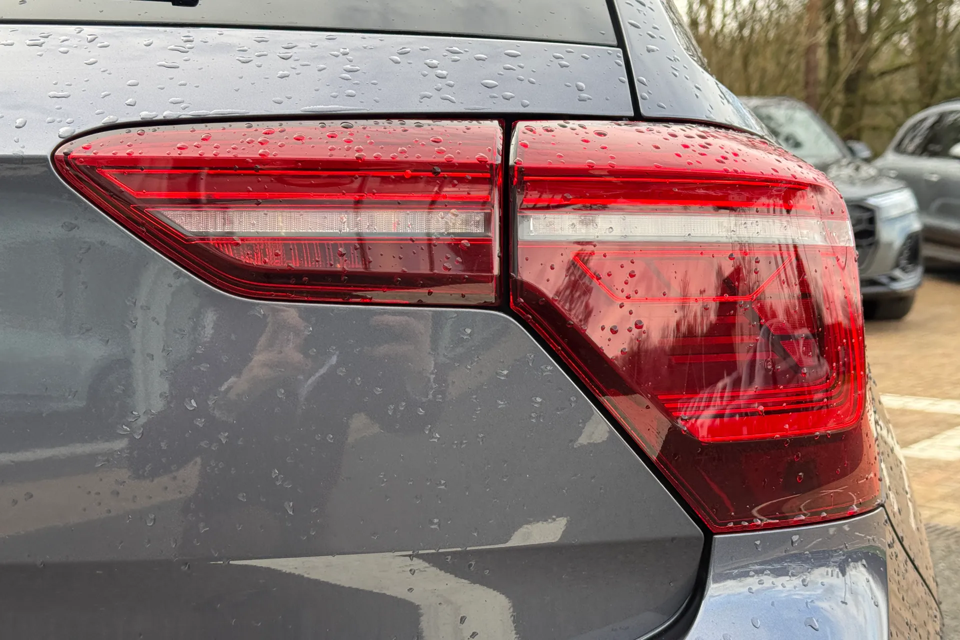 VOLKSWAGEN POLO thumbnail image number 38