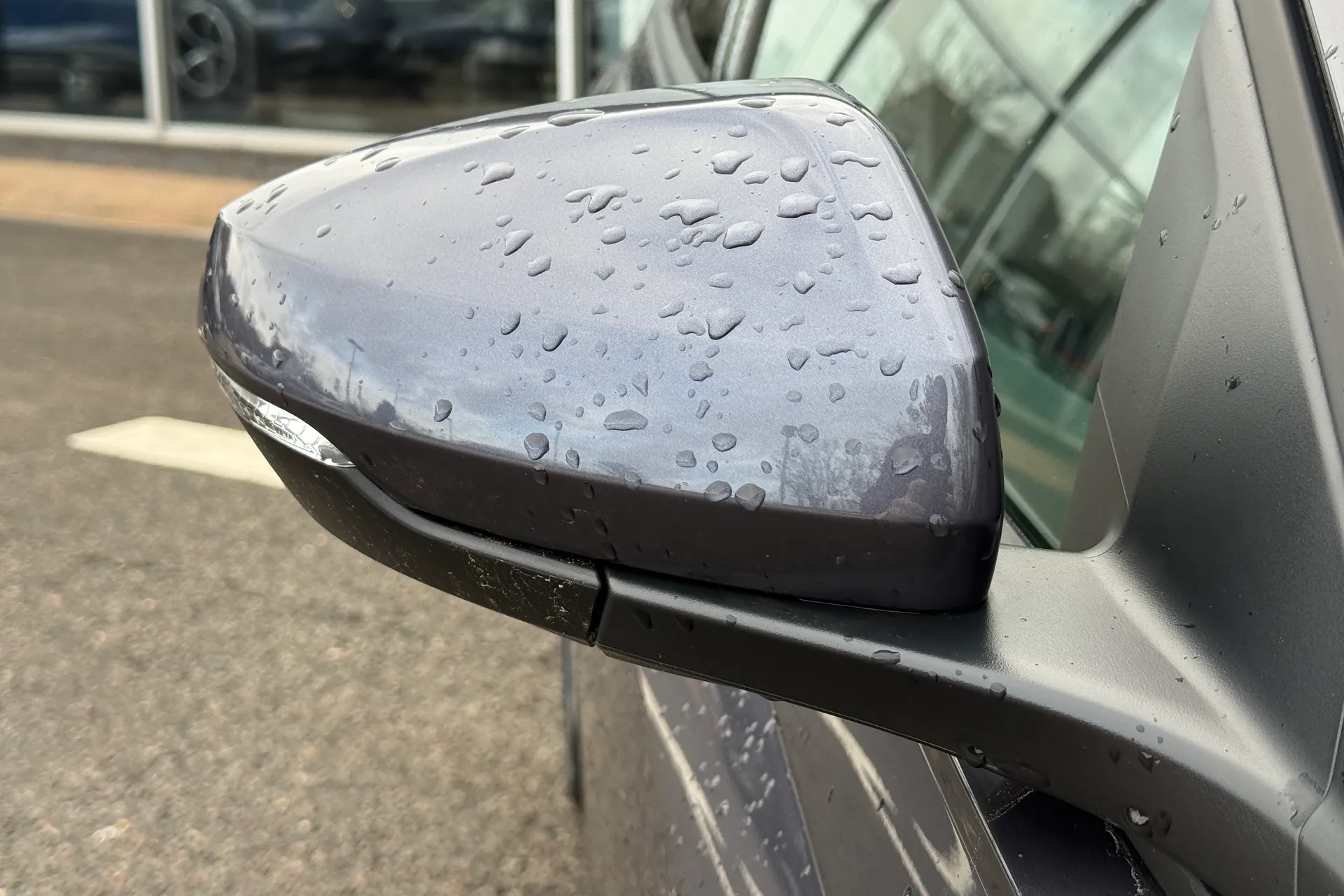 VOLKSWAGEN POLO thumbnail image number 7