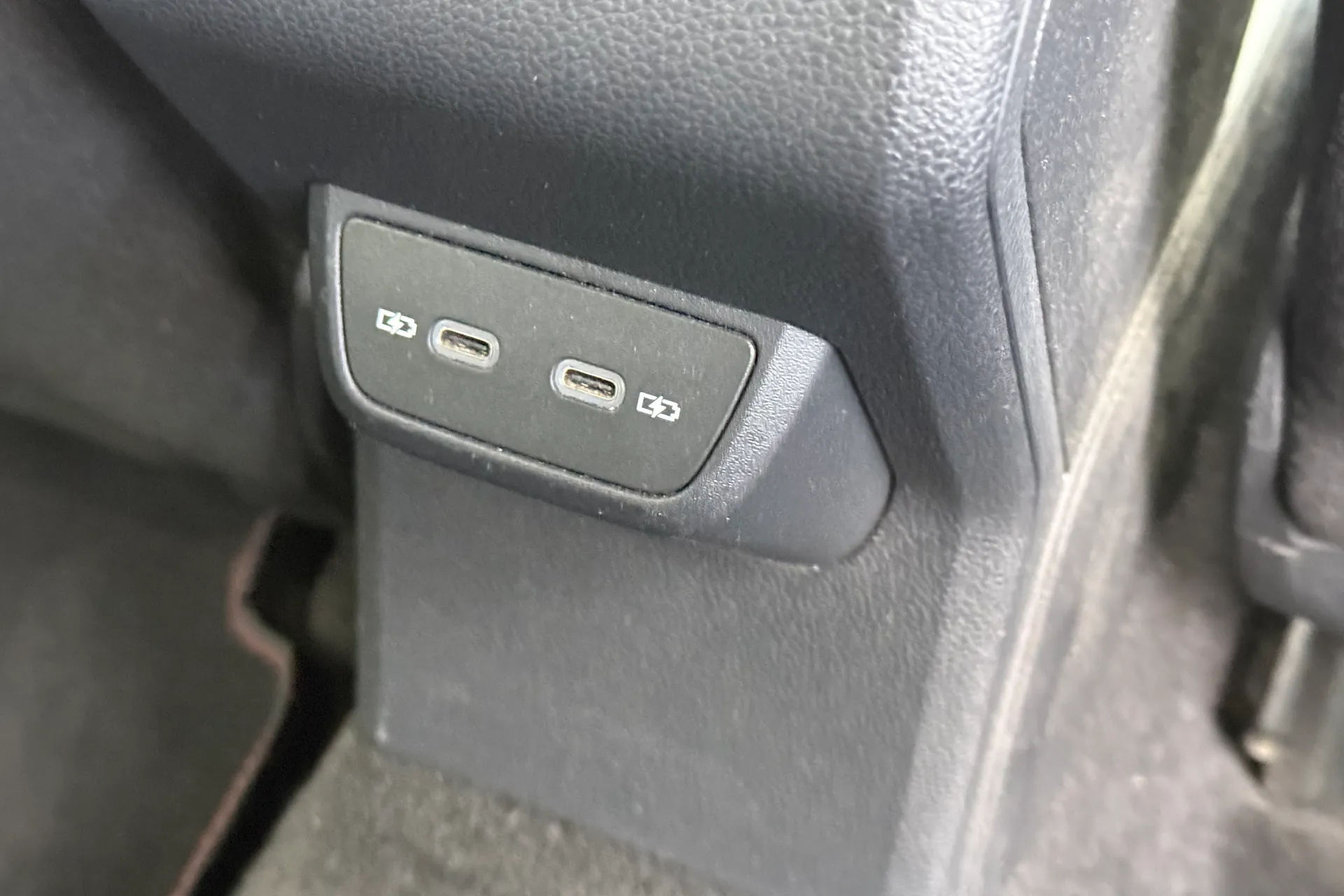 VOLKSWAGEN POLO thumbnail image number 29