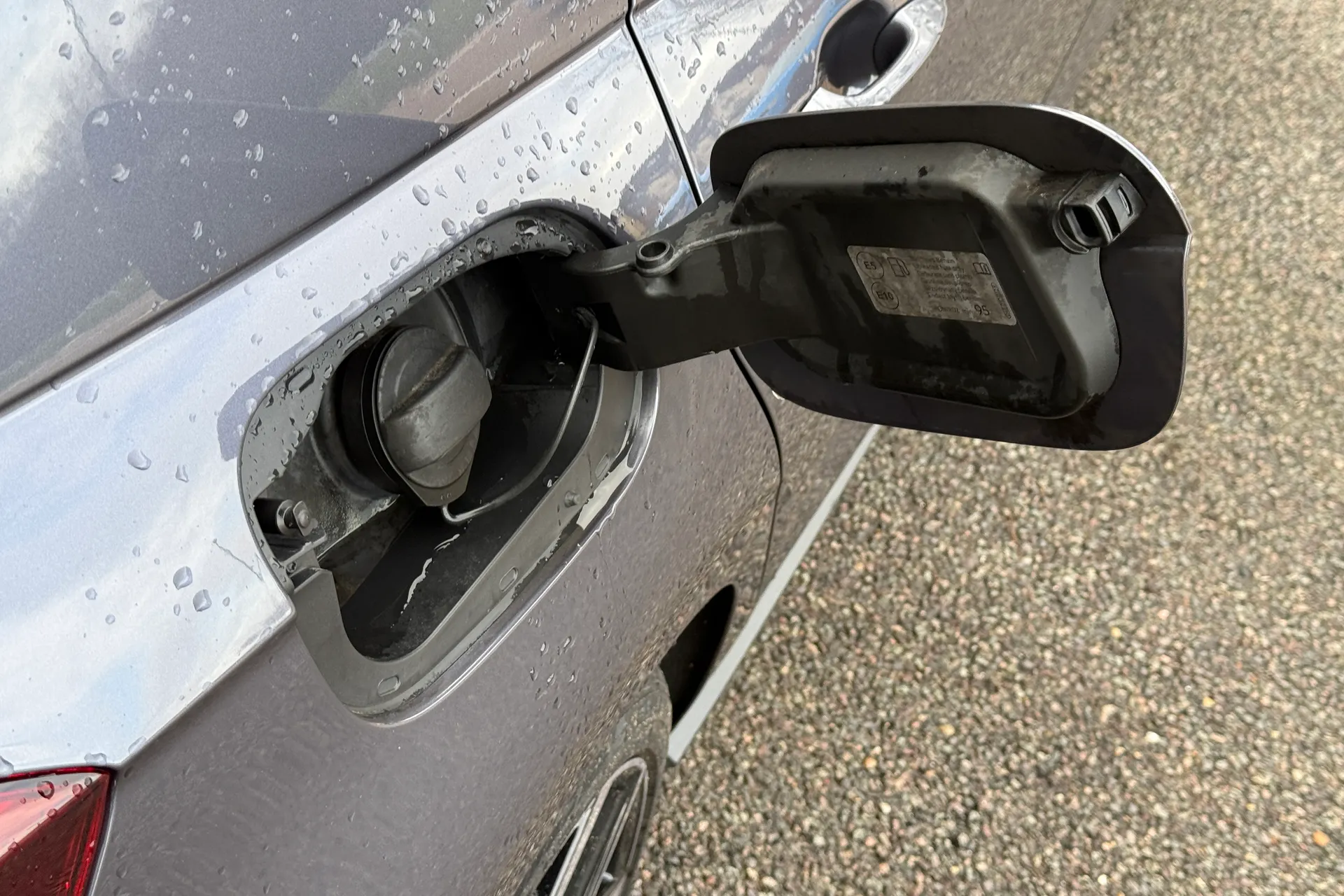 VOLKSWAGEN POLO thumbnail image number 25