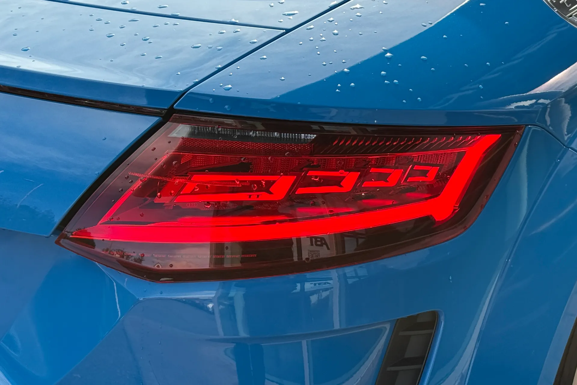 Audi TT thumbnail image number 37