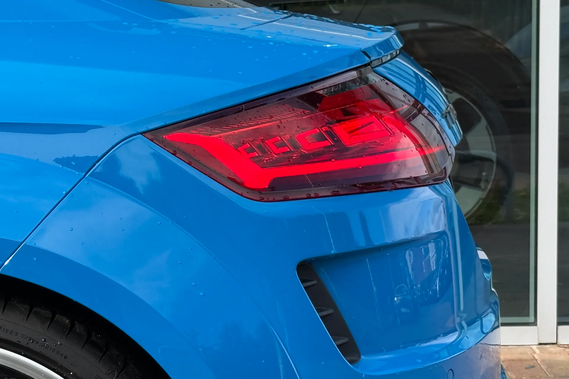 Audi TT thumbnail image number 44