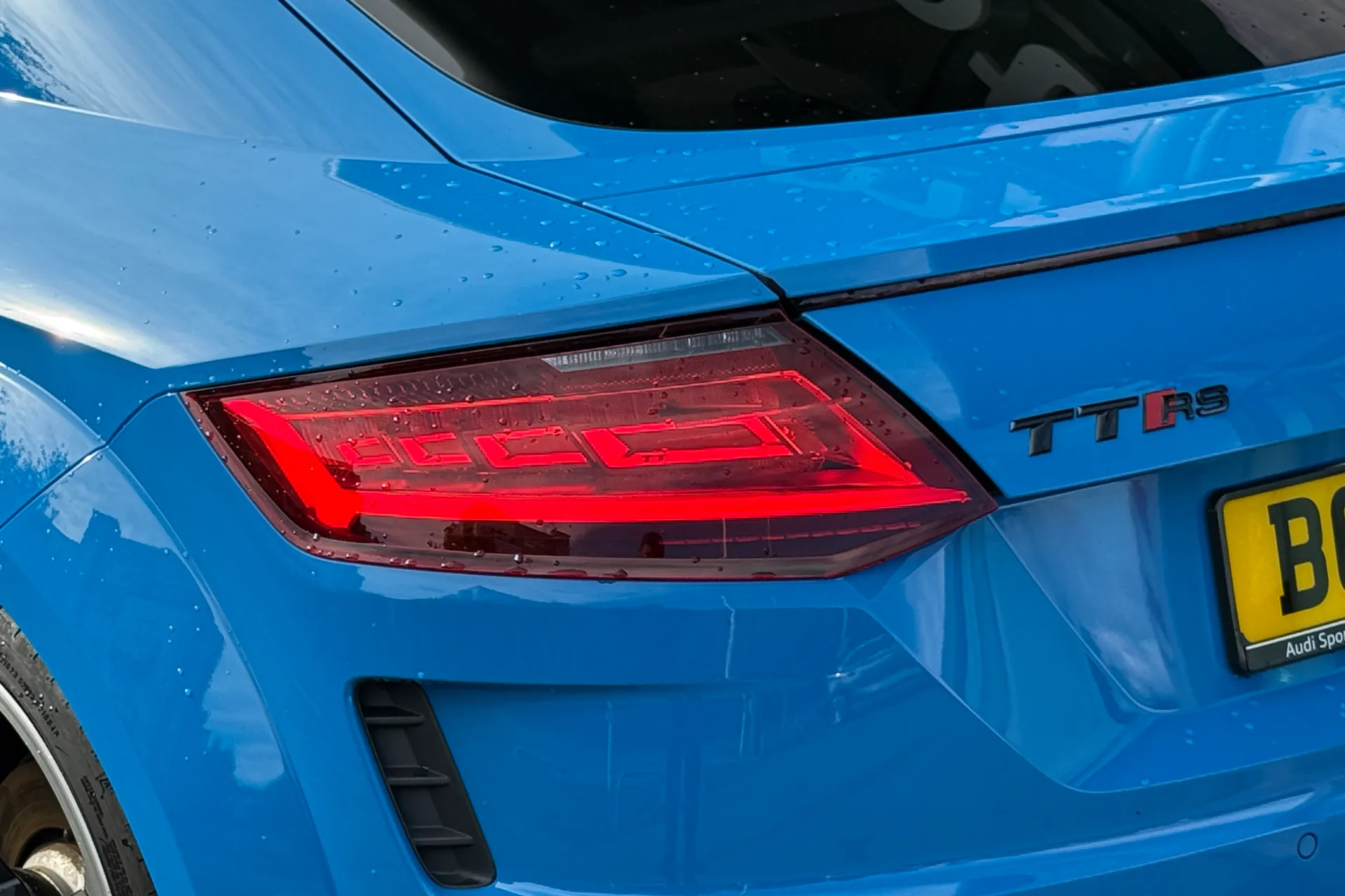 Audi TT thumbnail image number 39