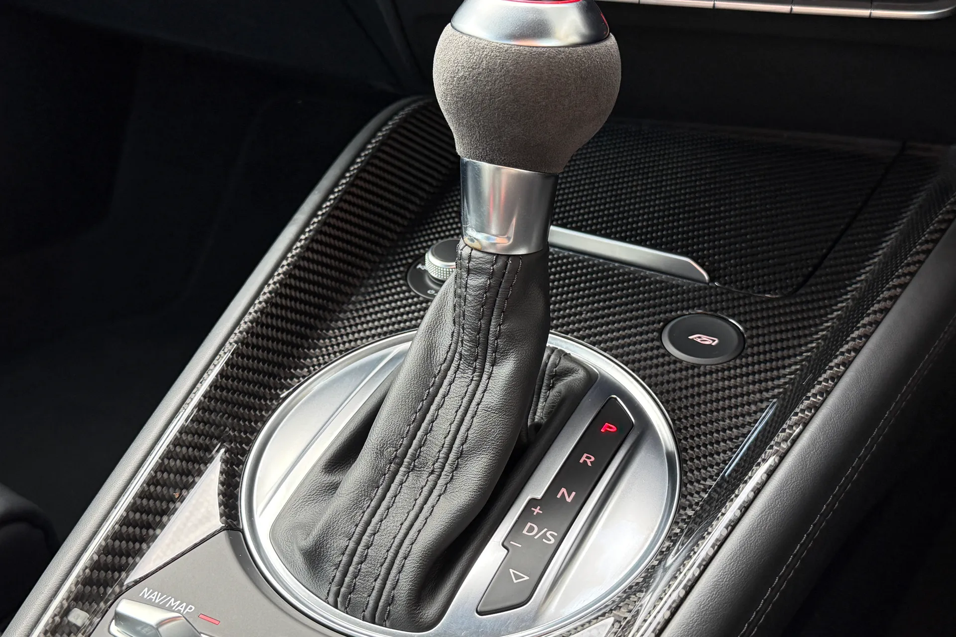 Audi TT thumbnail image number 22