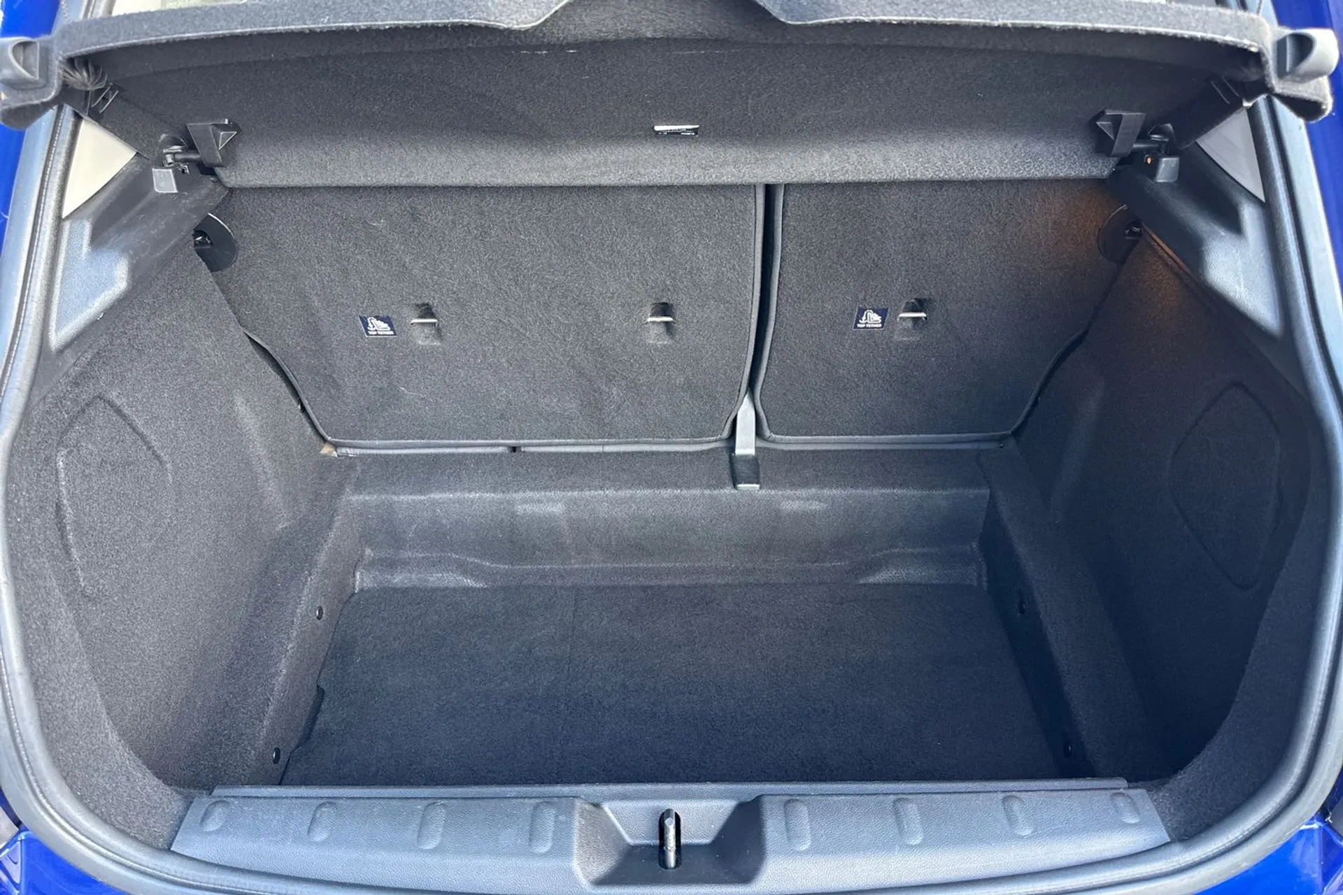 MINI HATCHBACK thumbnail image number 21