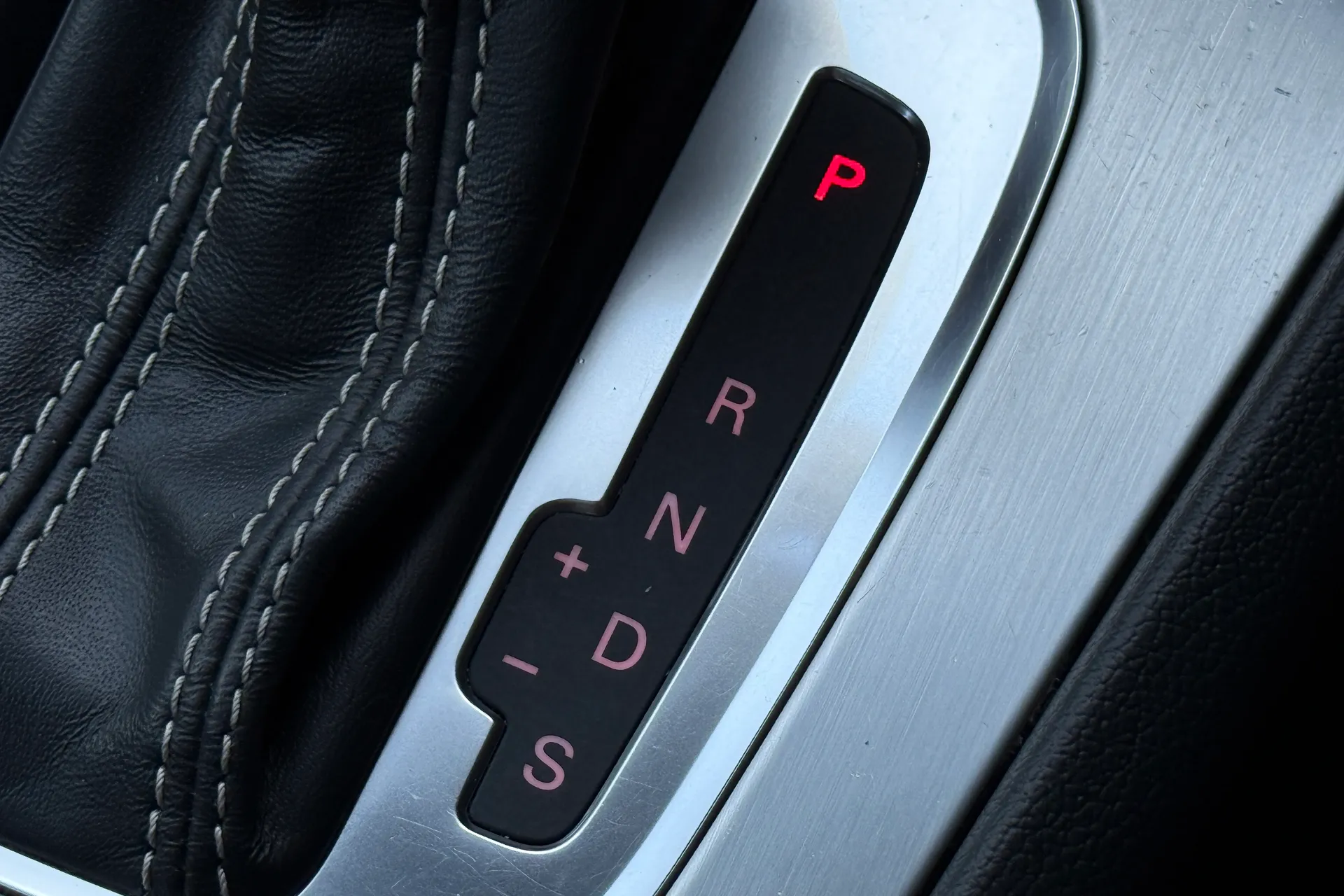Audi Q3 thumbnail image number 22