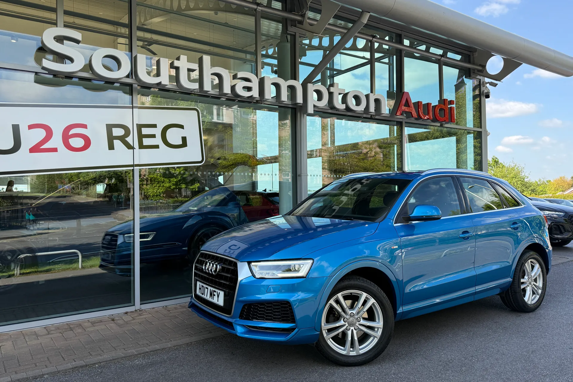 Audi Q3 thumbnail image number 59