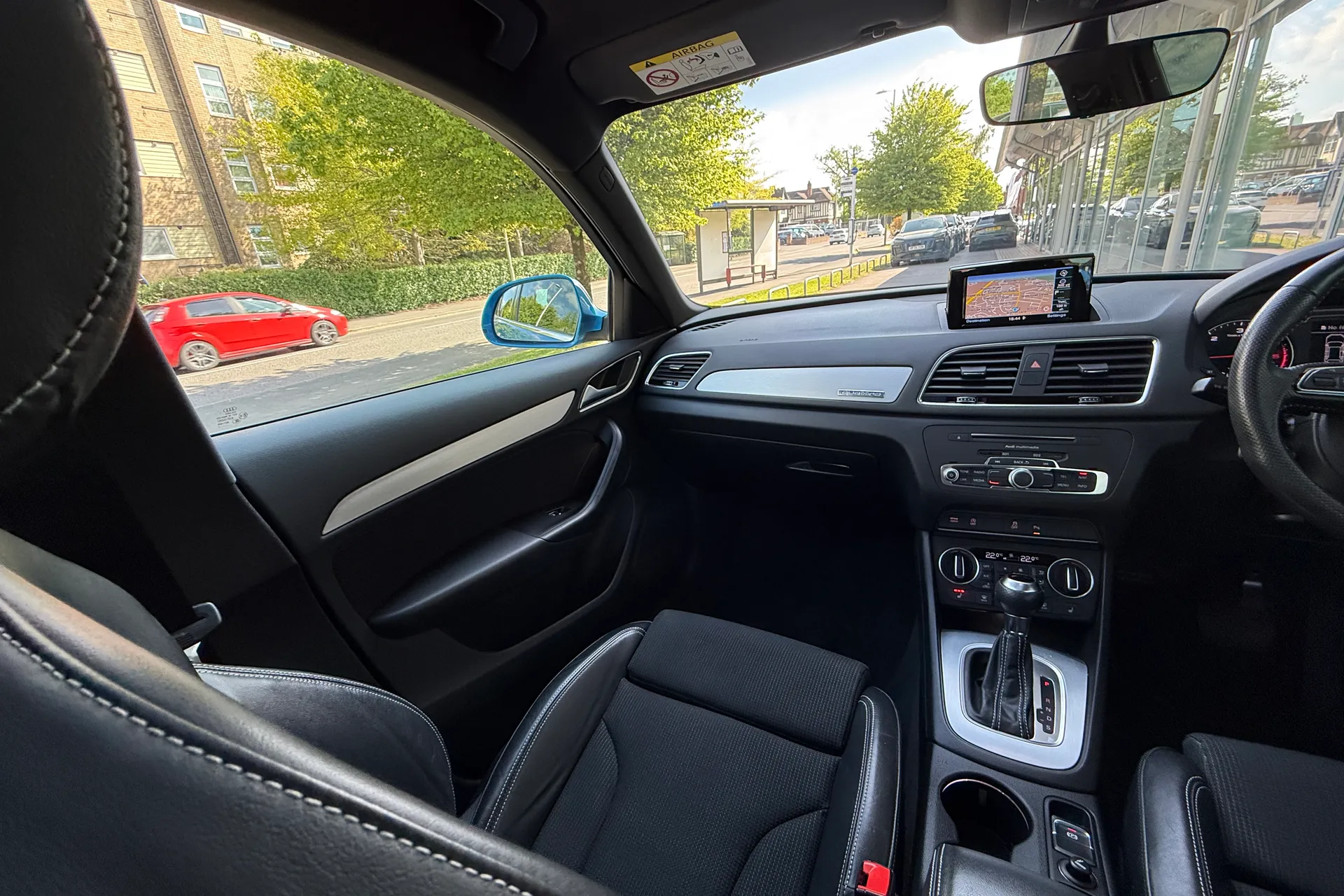 Audi Q3 thumbnail image number 44