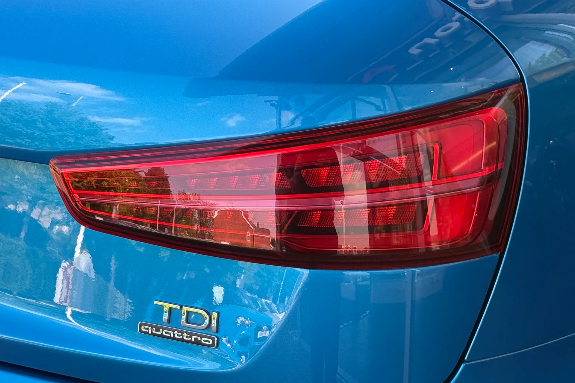 Audi Q3 thumbnail image number 45