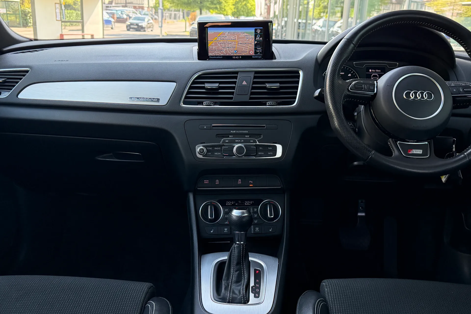 Audi Q3 thumbnail image number 41
