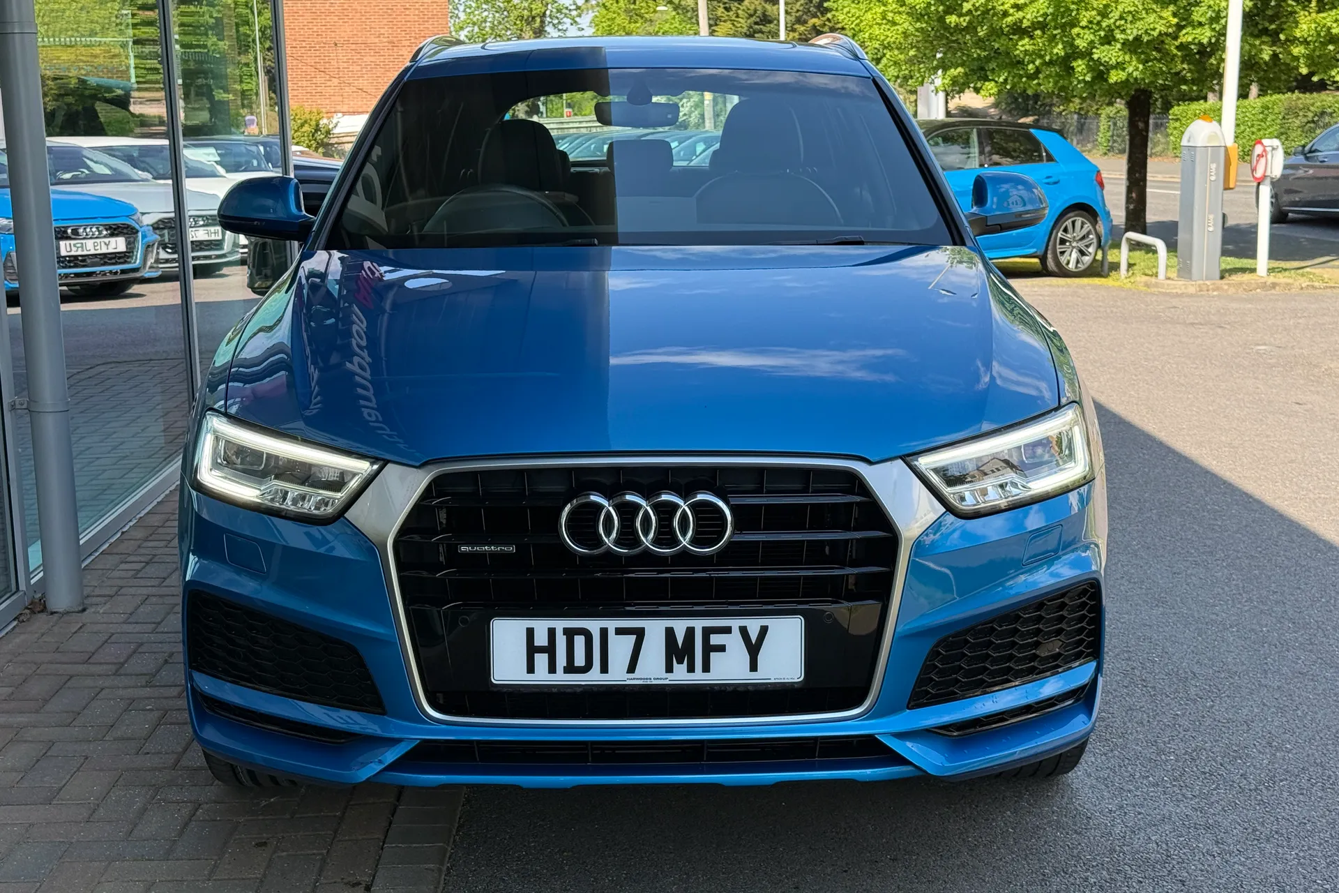 Audi Q3 thumbnail image number 57
