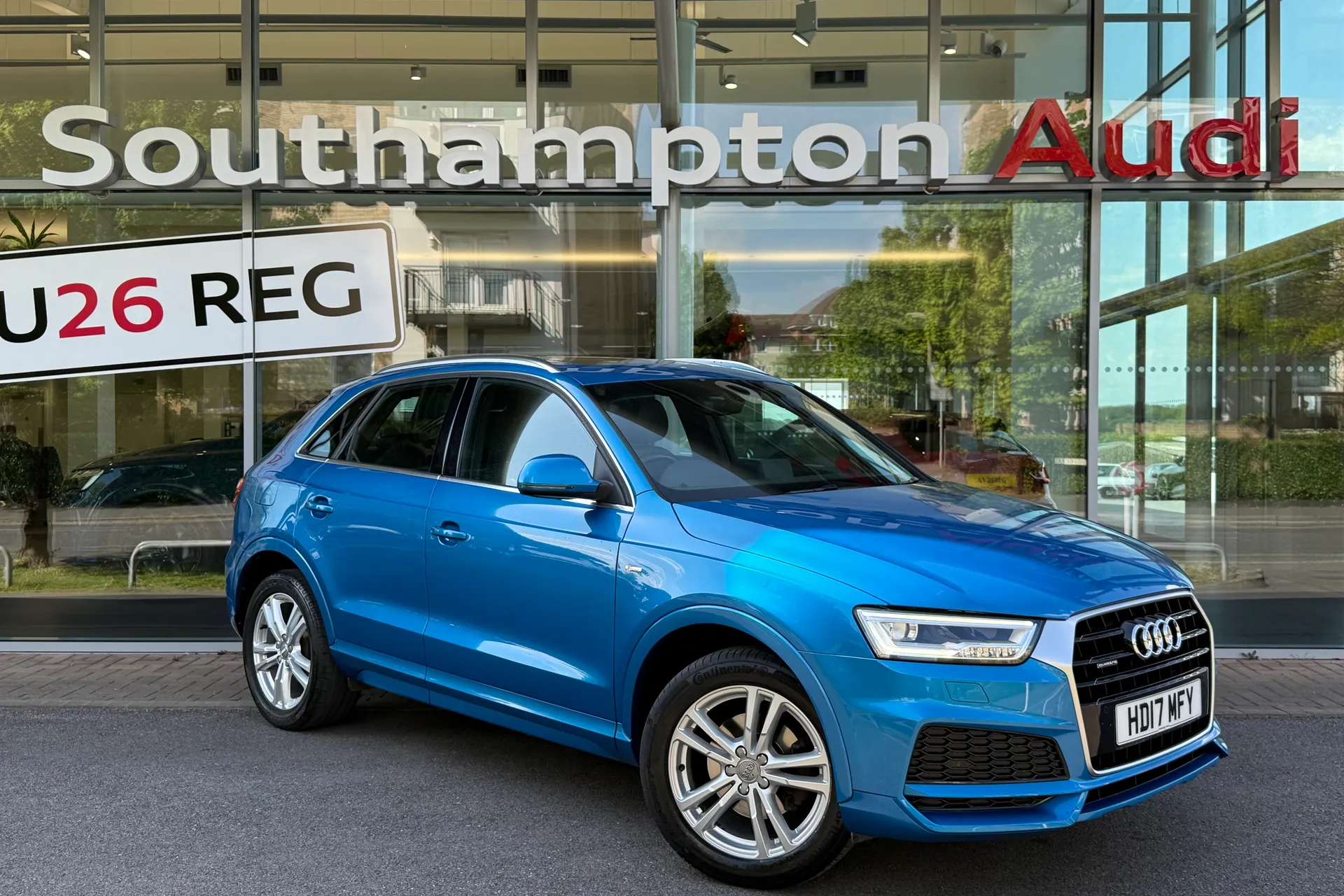 Audi Q3 thumbnail image number 61