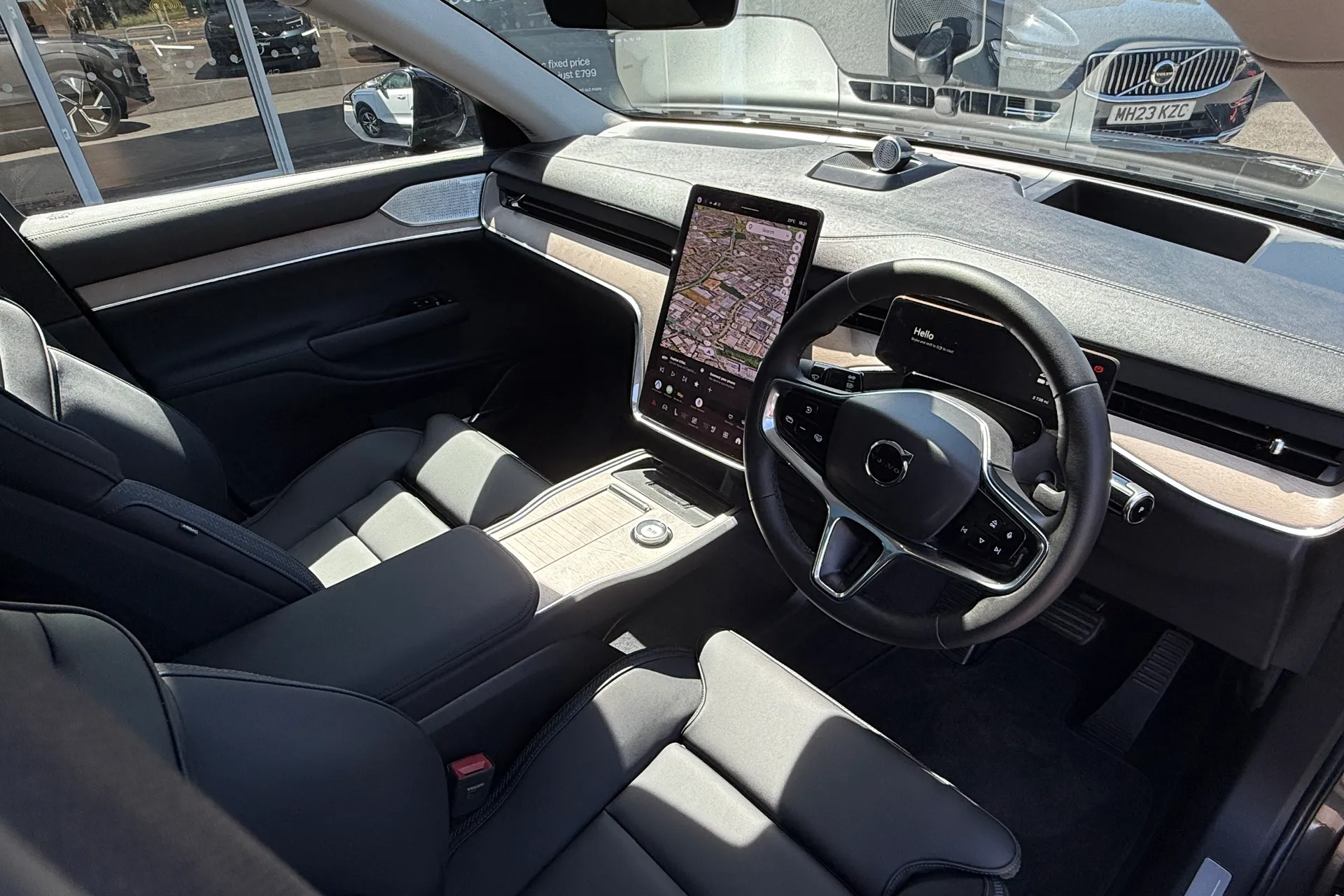 Volvo EX90 thumbnail image number 6