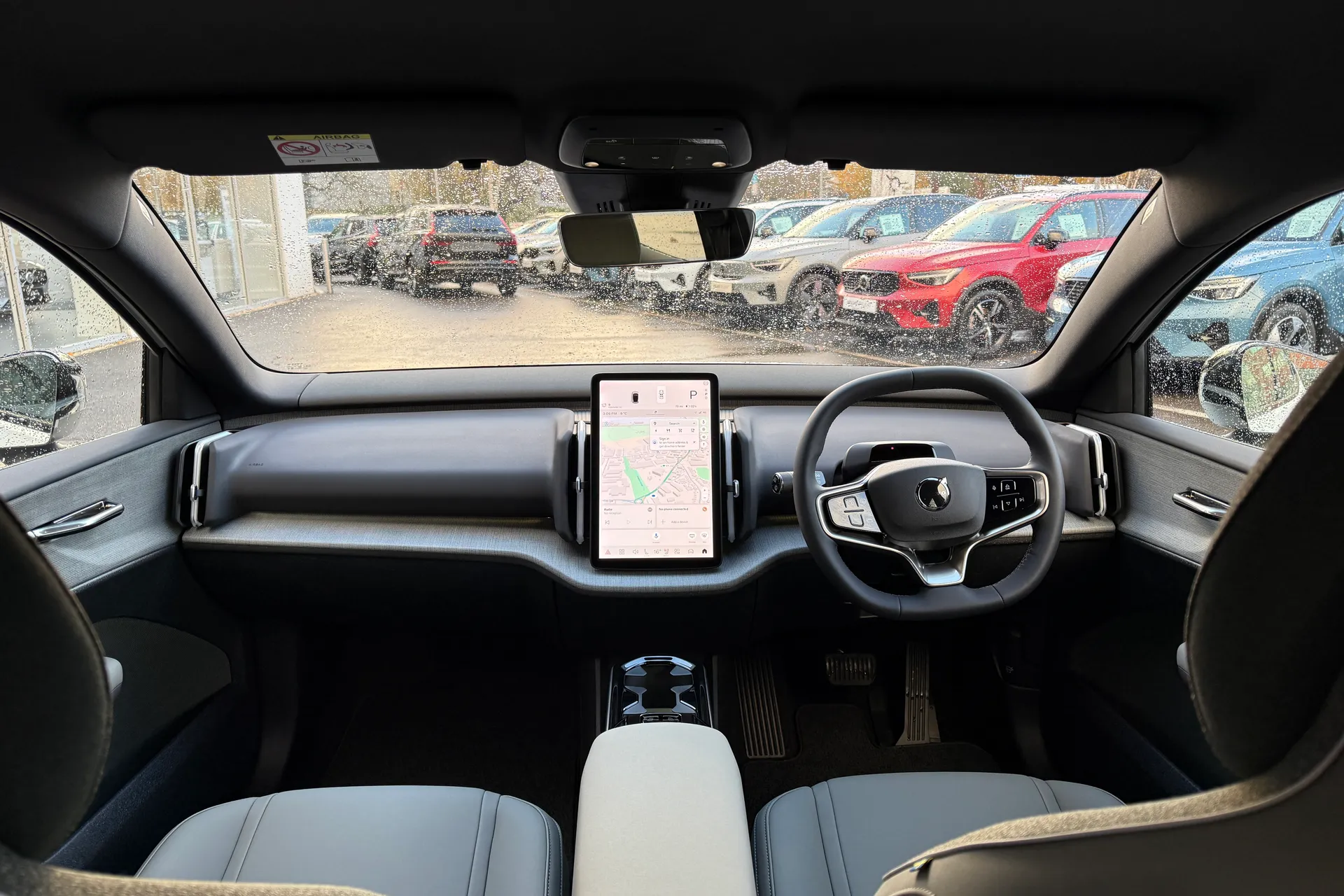 Volvo EX30 thumbnail image number 28