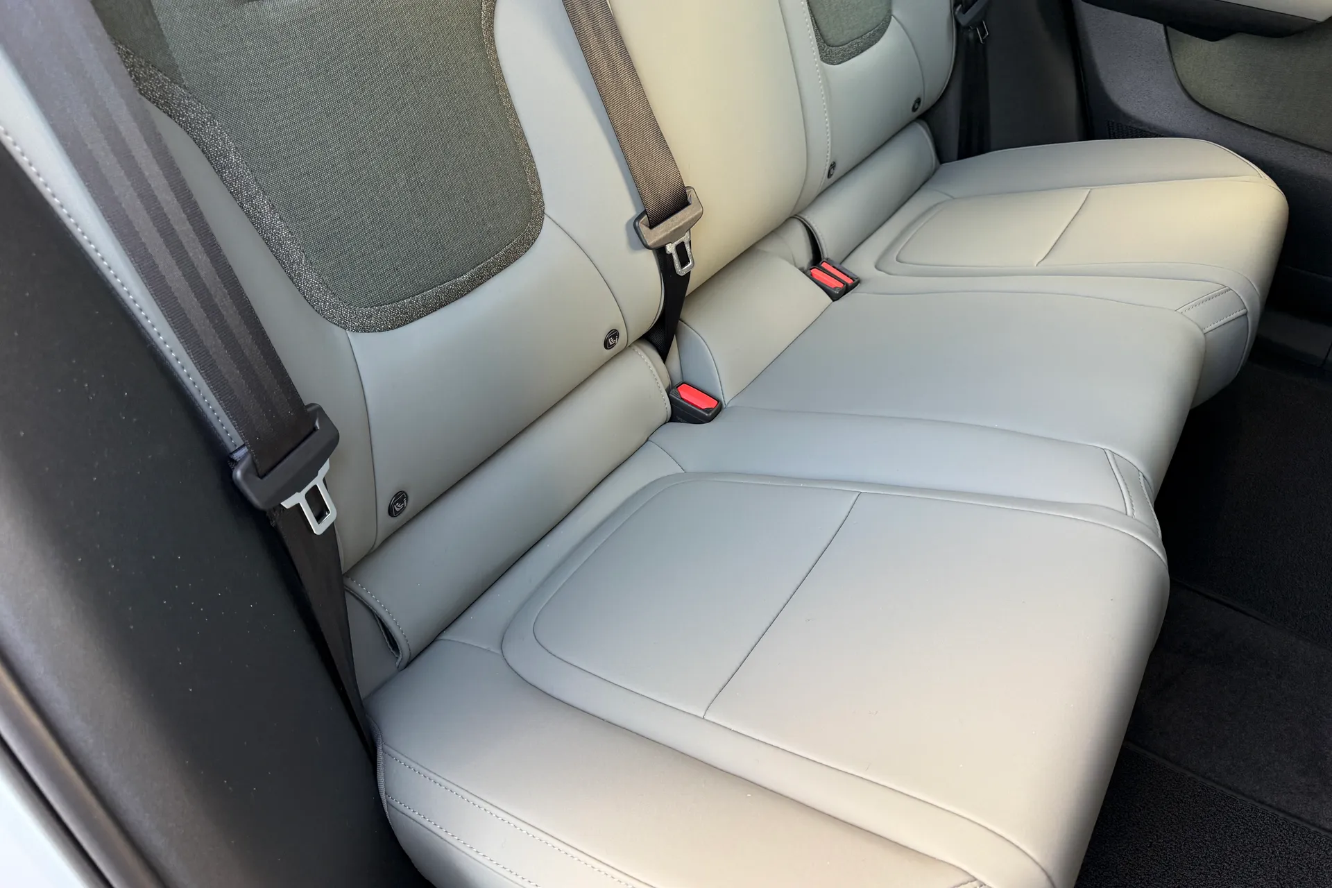 Volvo EX30 thumbnail image number 20