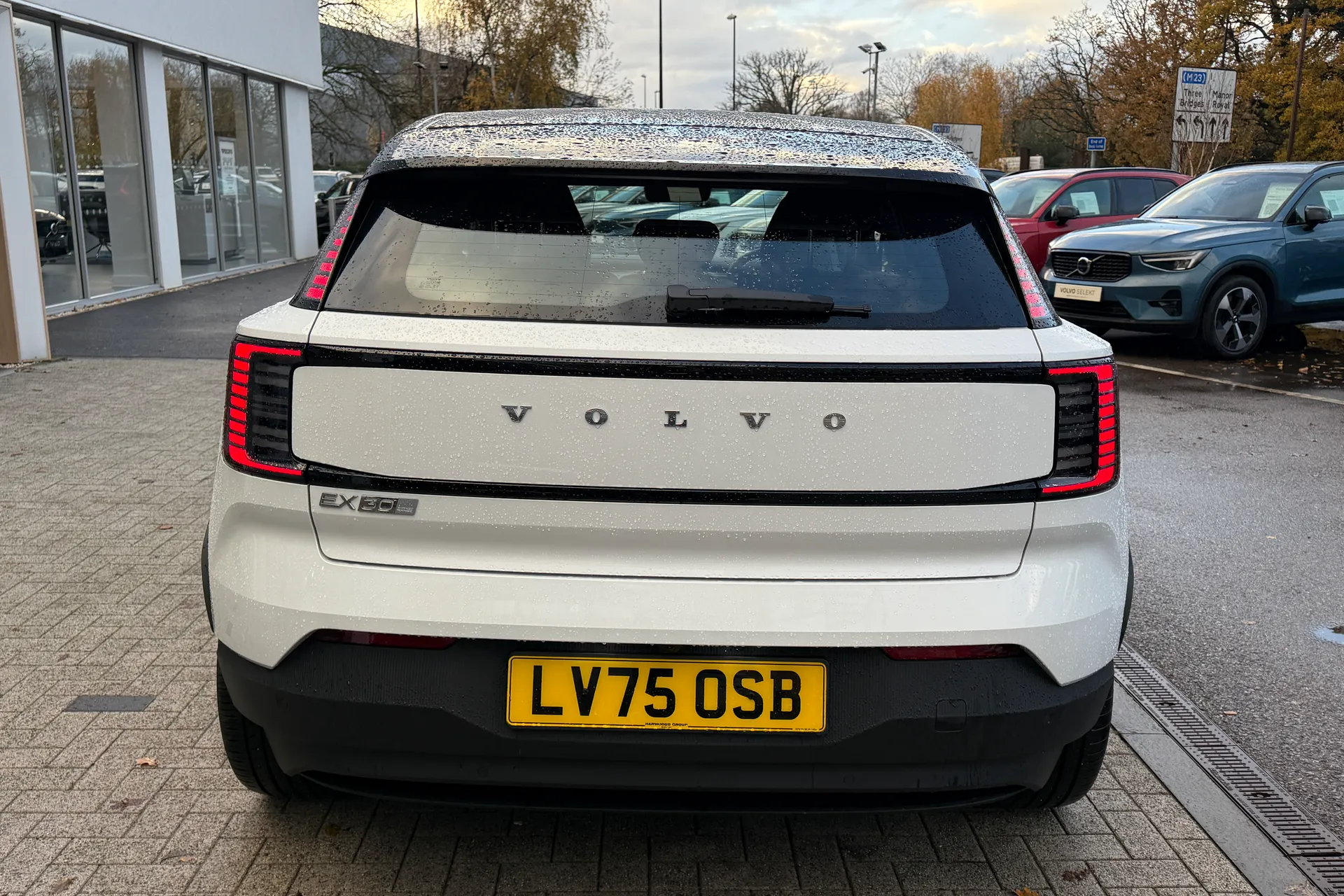 Volvo EX30 thumbnail image number 5