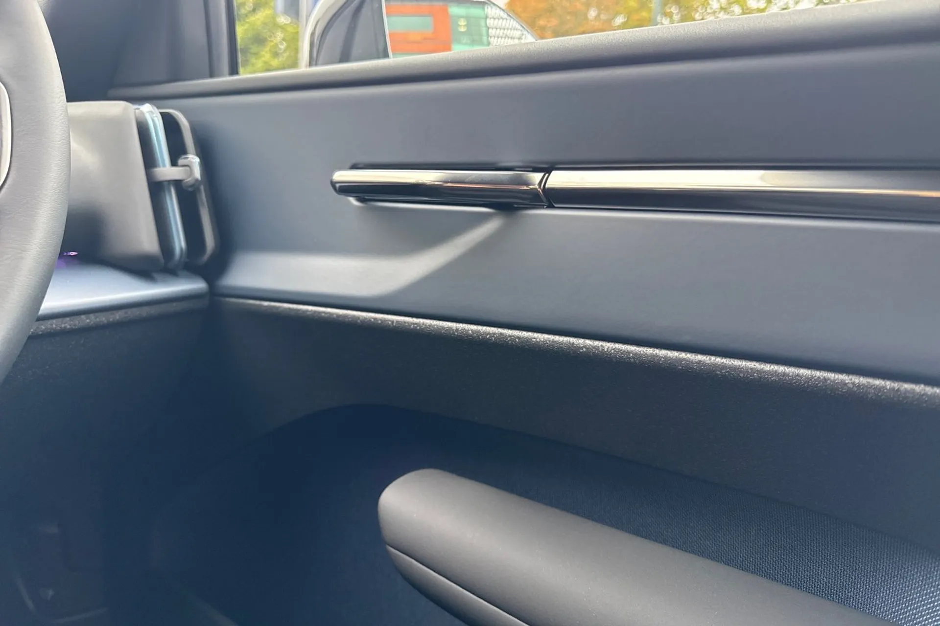 Volvo EX30 thumbnail image number 42