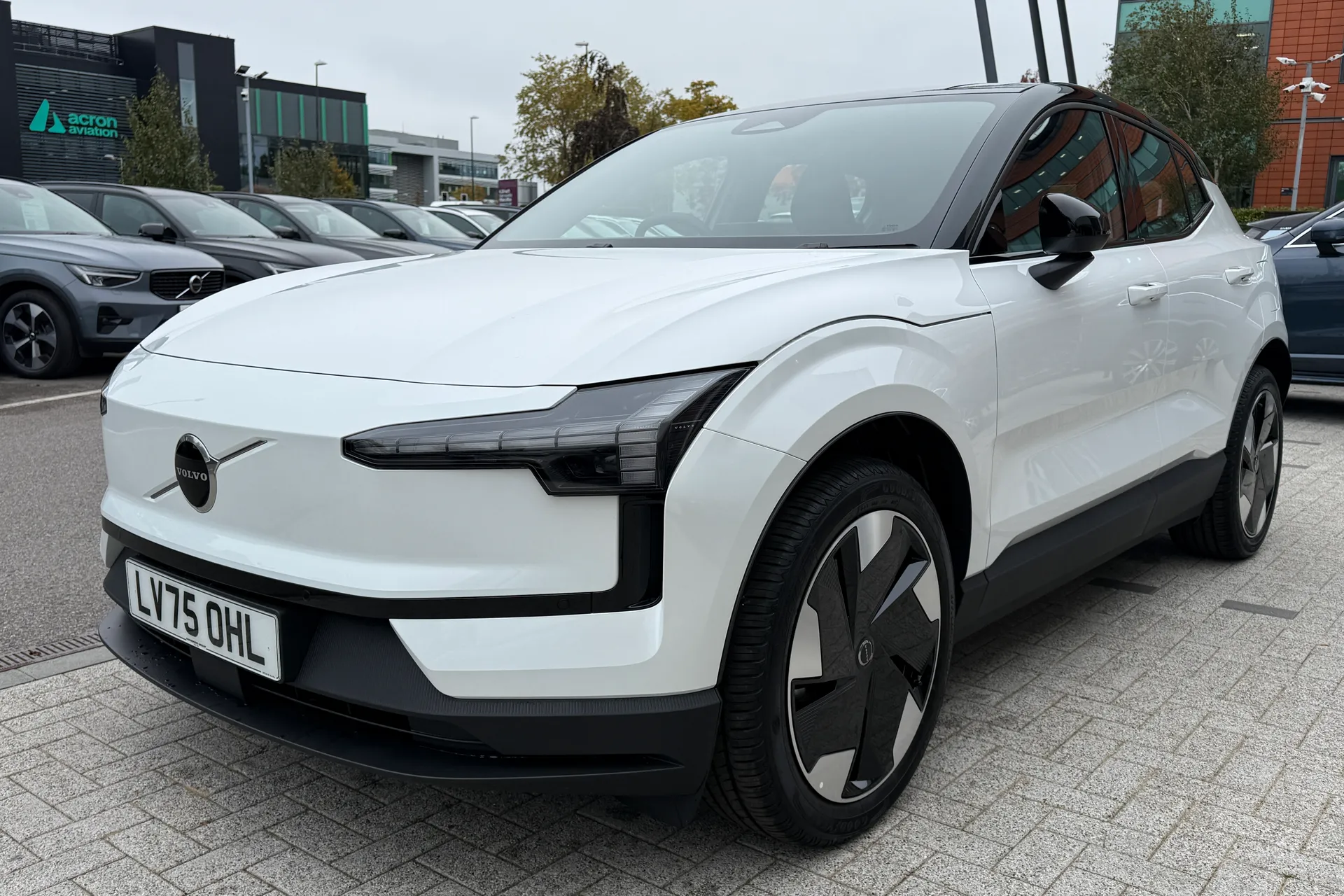 Volvo EX30 thumbnail image number 11