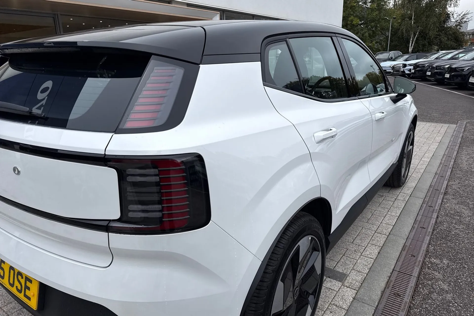 Volvo EX30 thumbnail image number 14