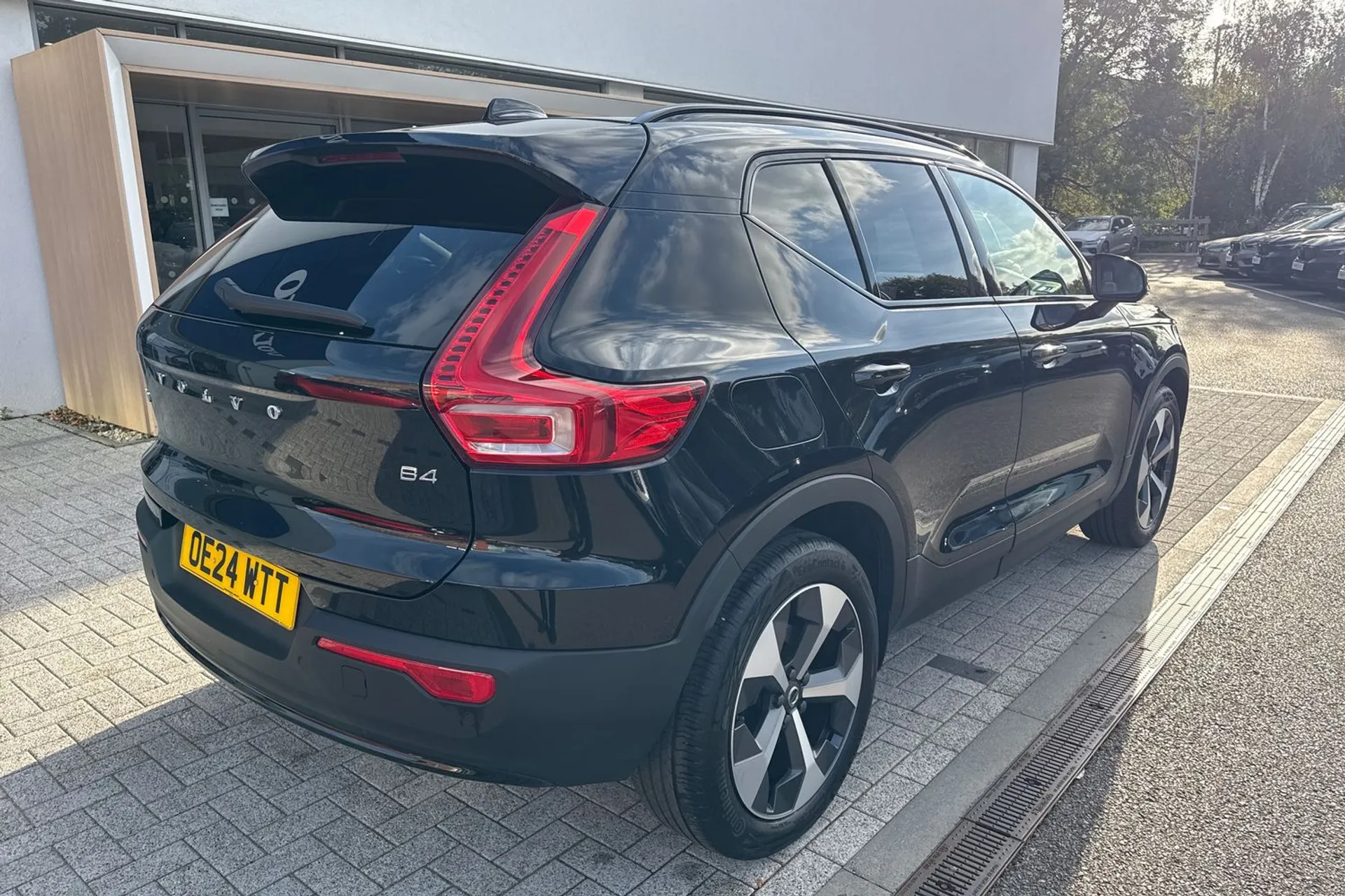 Volvo XC40 thumbnail image number 7