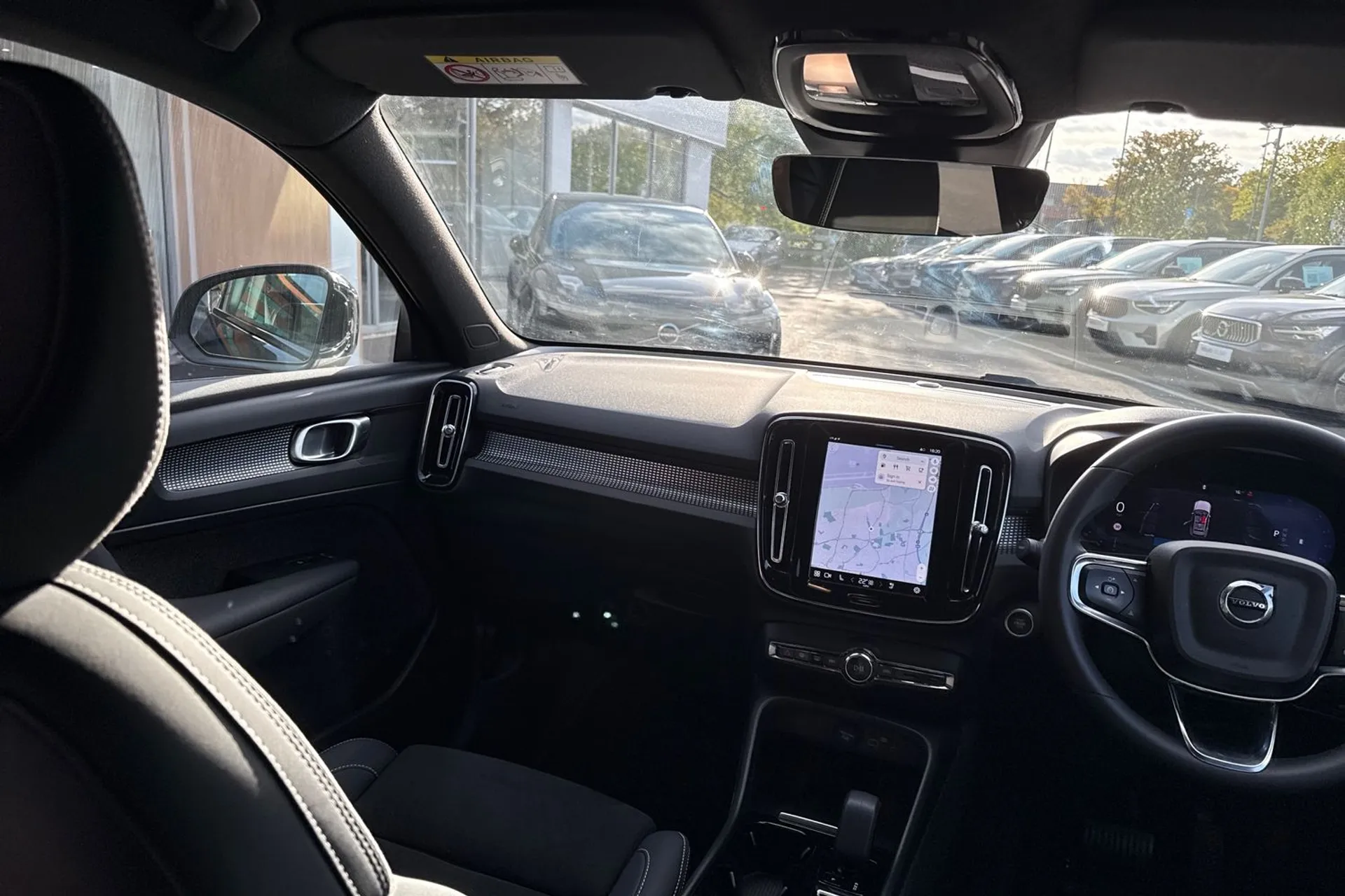 Volvo XC40 thumbnail image number 31