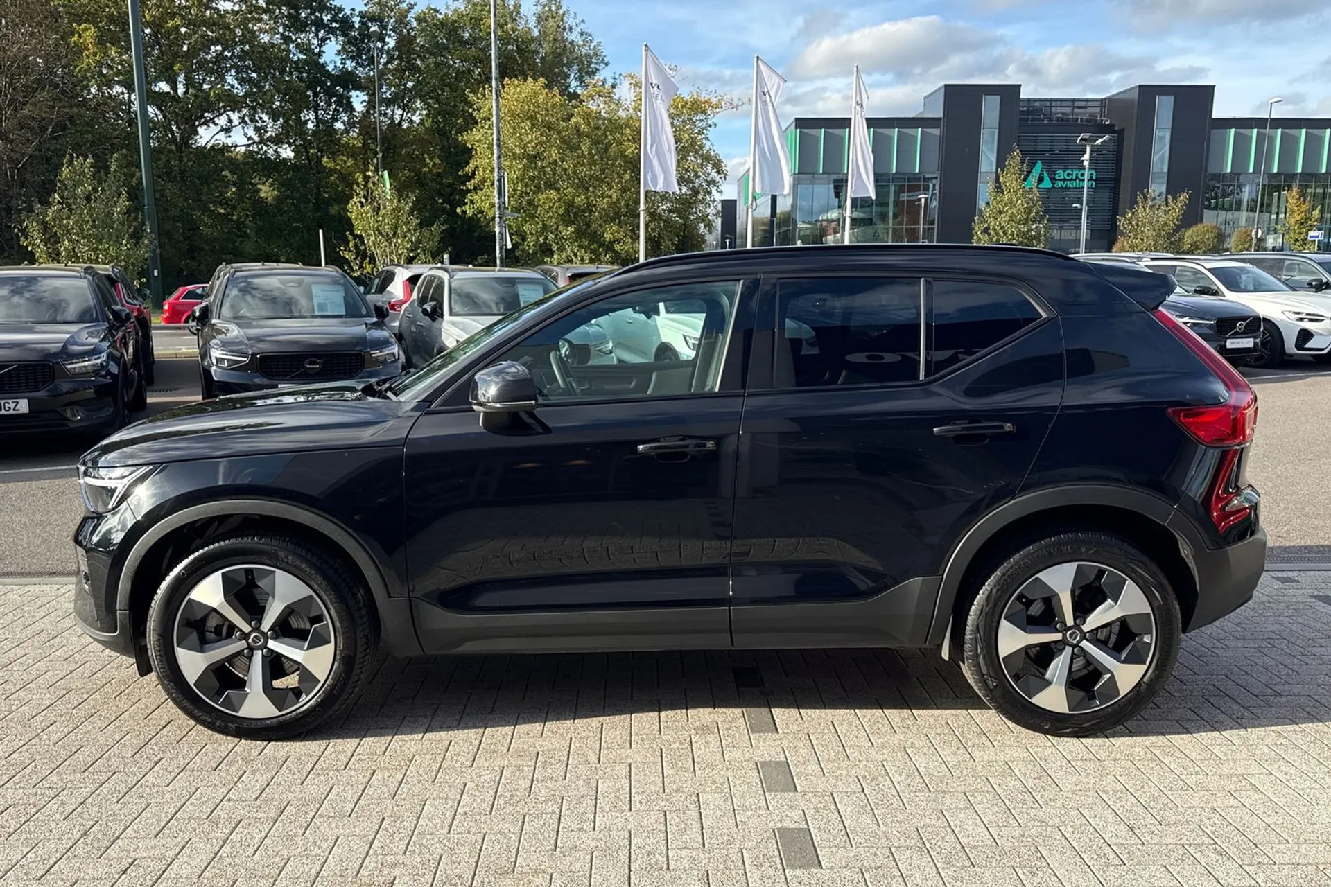 Volvo XC40 thumbnail image number 10