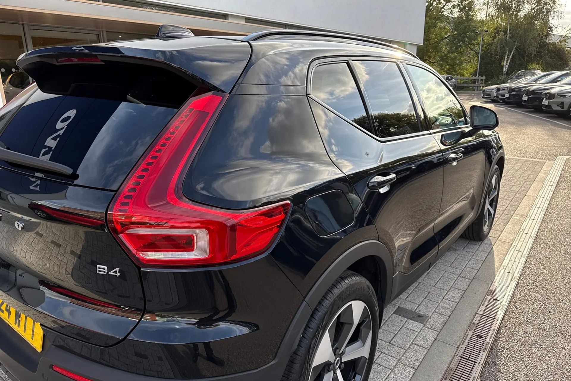 Volvo XC40 thumbnail image number 14