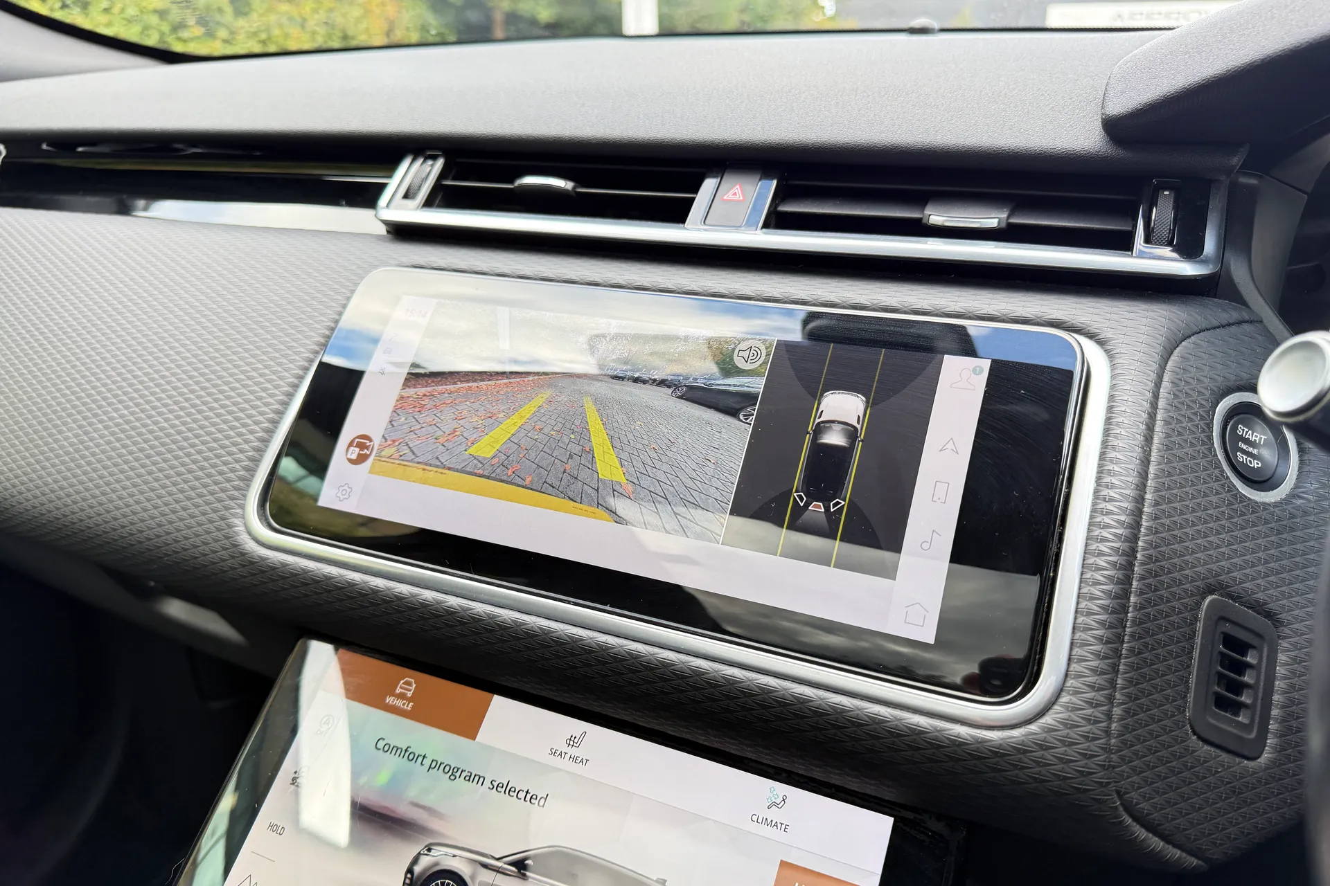 LAND ROVER RANGE ROVER VELAR thumbnail image number 6