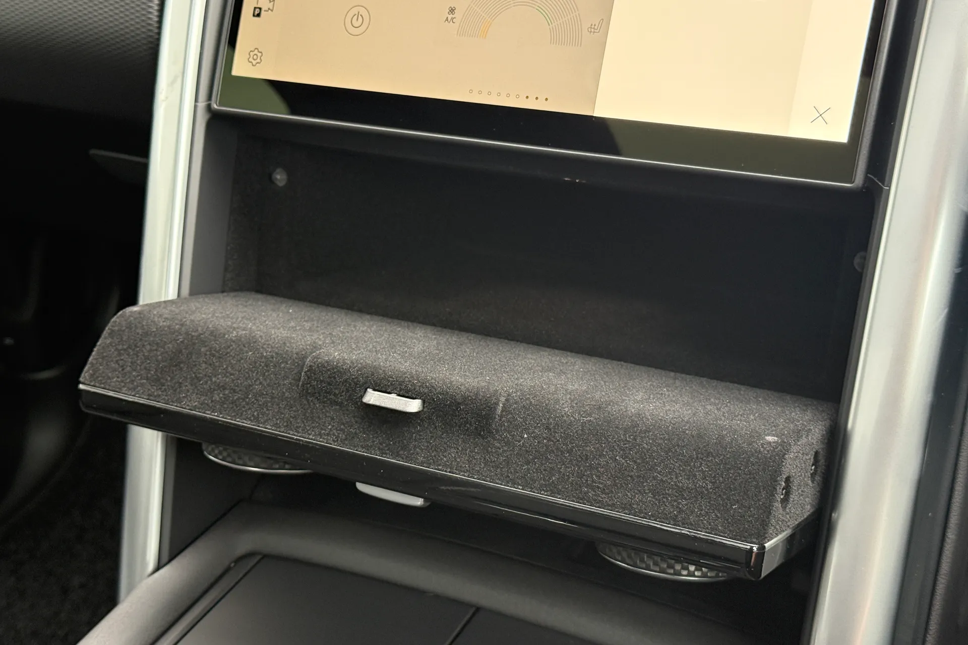 LAND ROVER DISCOVERY thumbnail image number 41