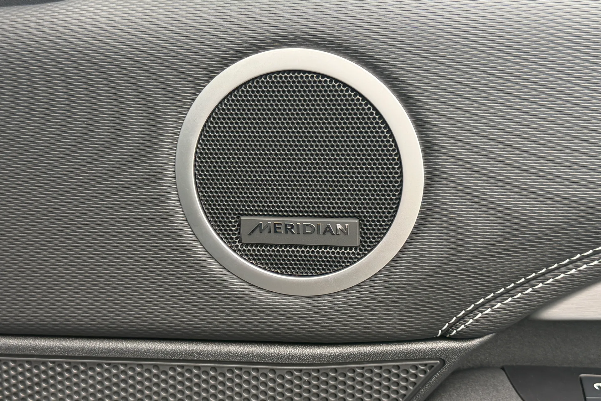 LAND ROVER DISCOVERY thumbnail image number 22