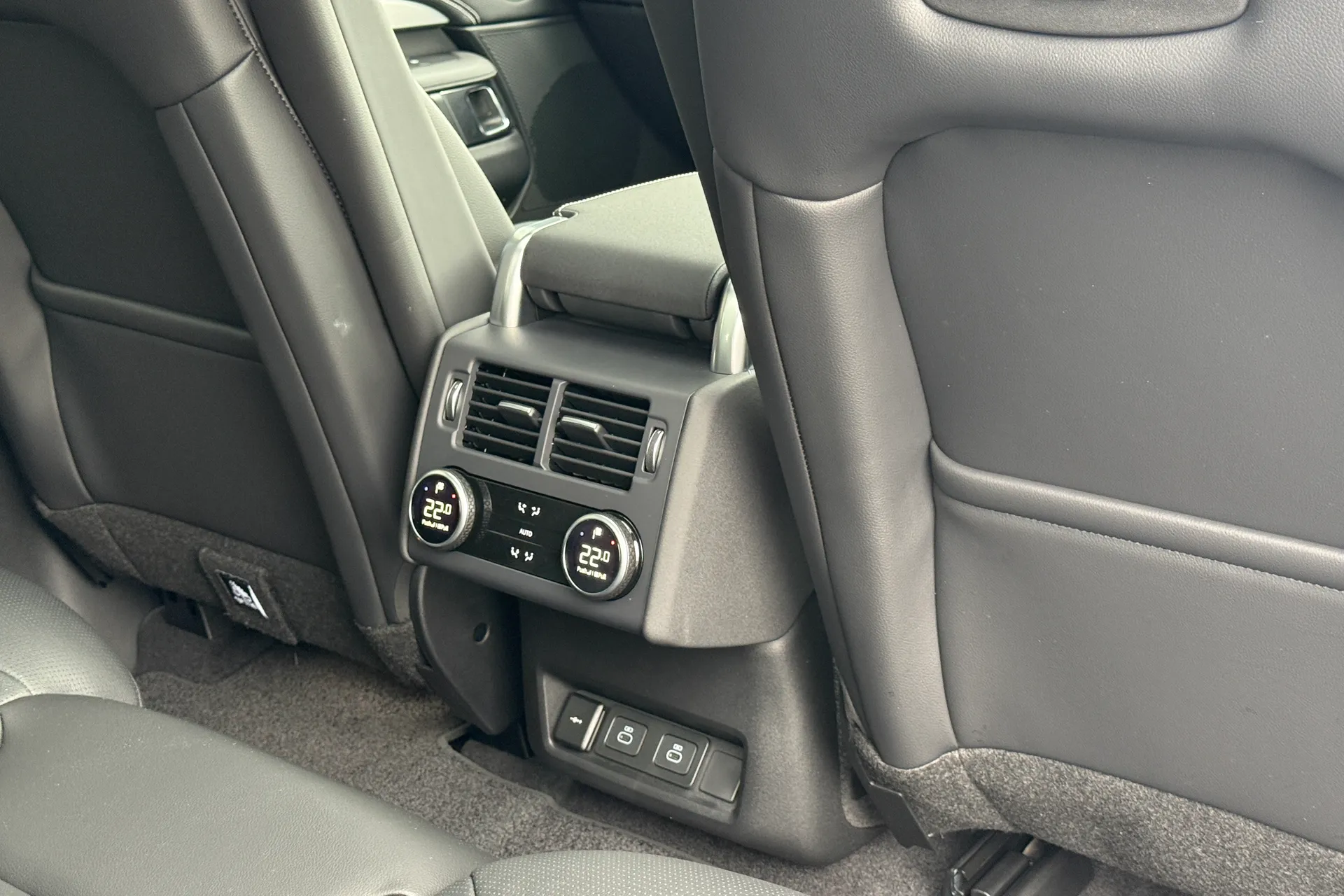 LAND ROVER DISCOVERY thumbnail image number 29