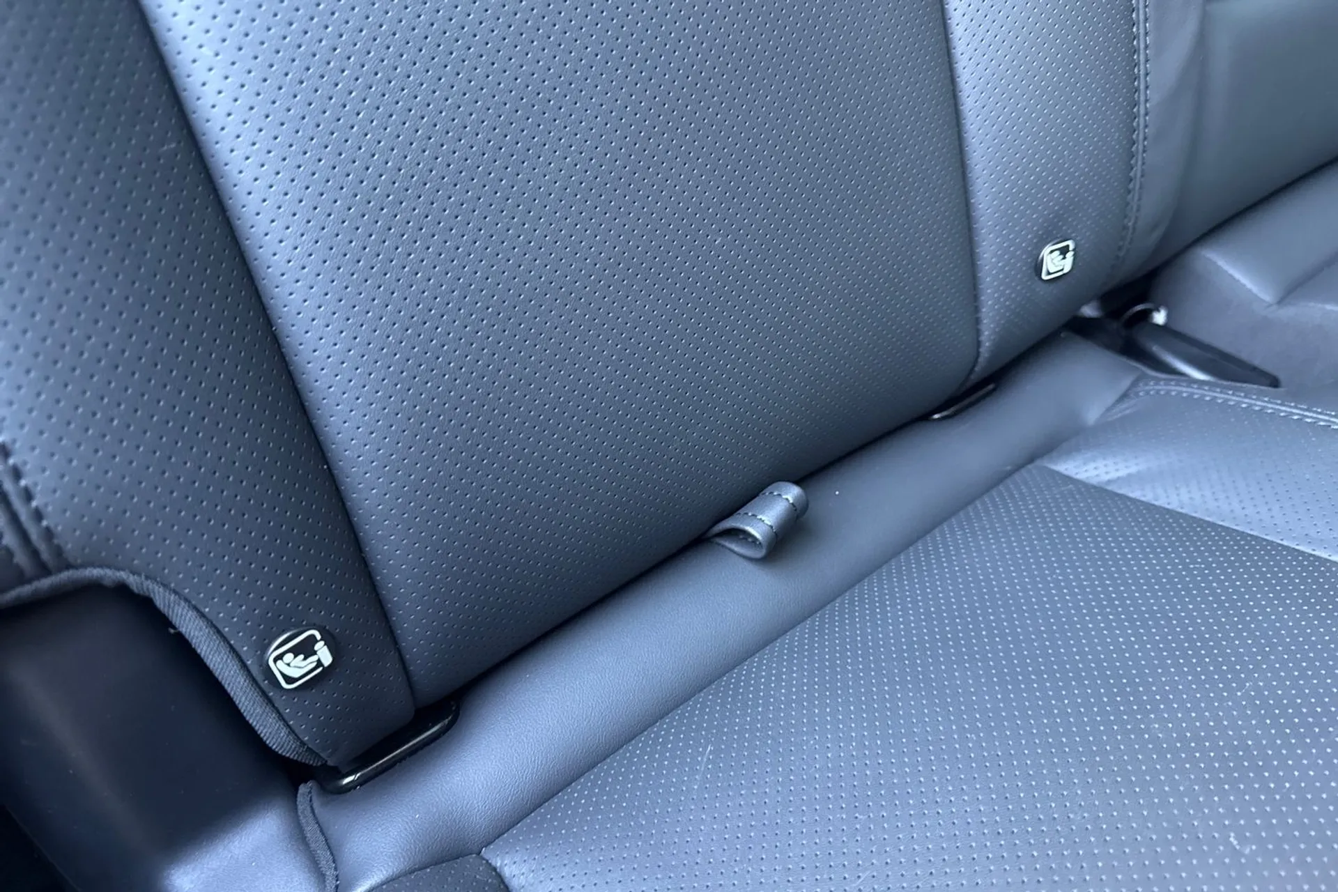 LAND ROVER Defender 110 thumbnail image number 43