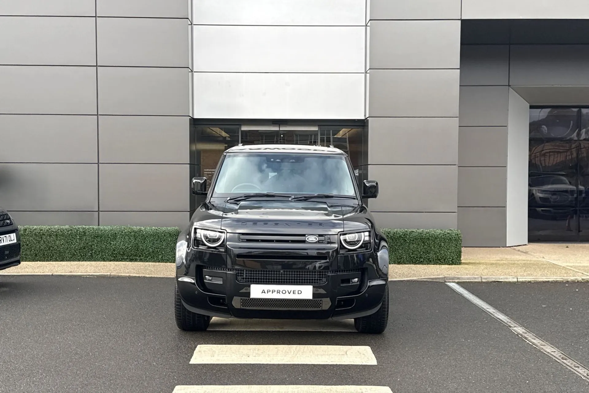 LAND ROVER Defender 110 thumbnail image number 69