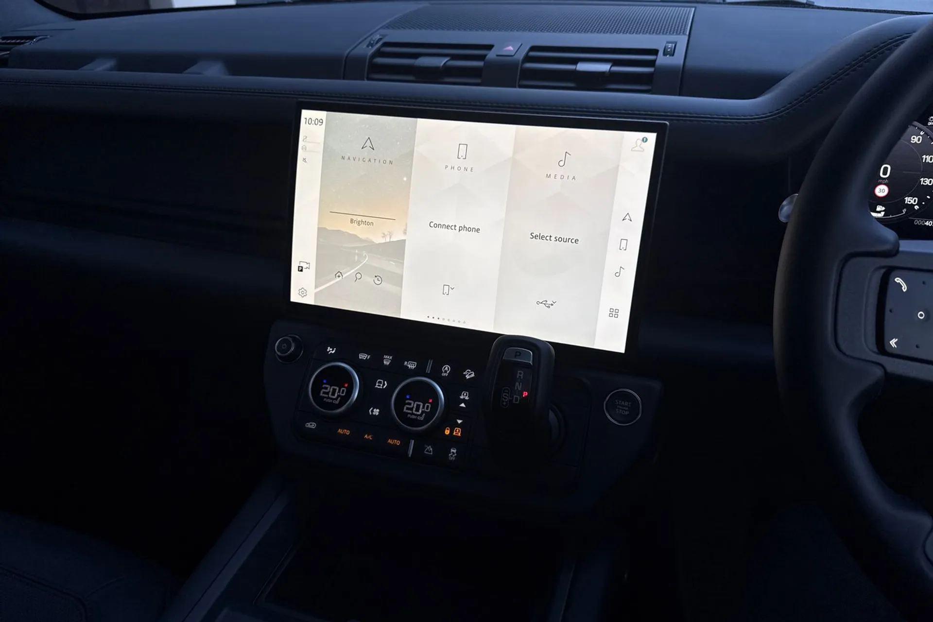 LAND ROVER Defender 110 thumbnail image number 58