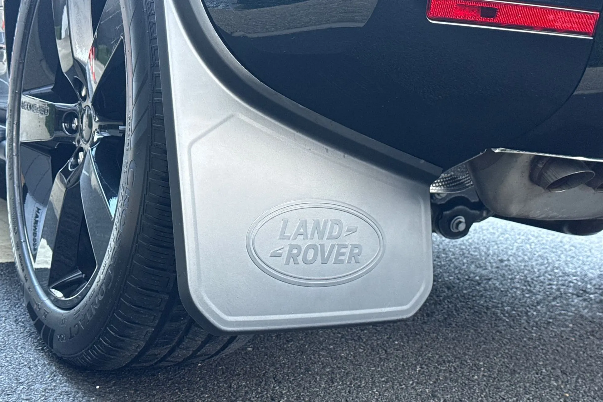 LAND ROVER Defender 110 thumbnail image number 27